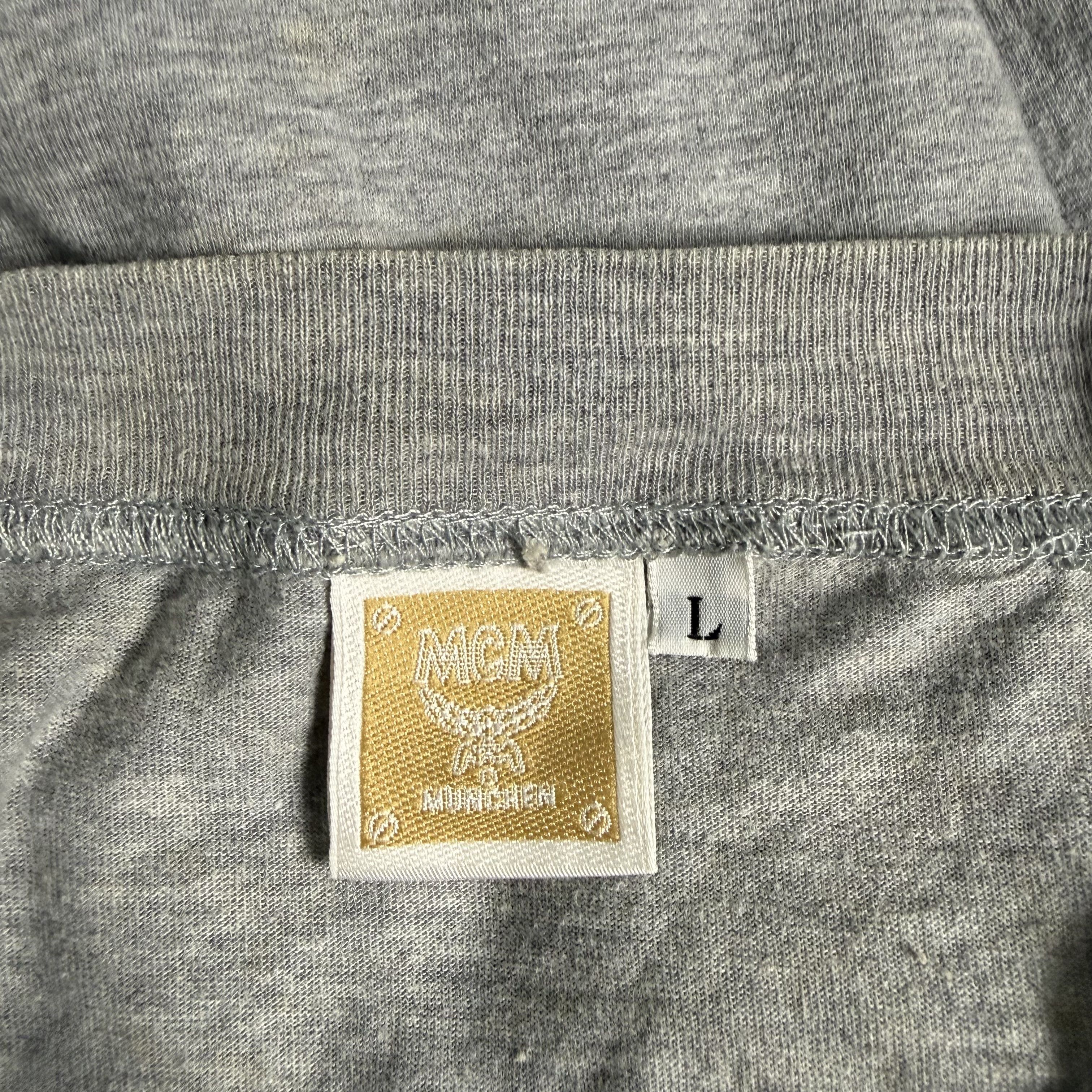 MCM 🔥RARE🔥Vintage MCM Jeans de Luxe Spellout T-shirt Size US L / EU 52-54 / 3 - 4 Thumbnail