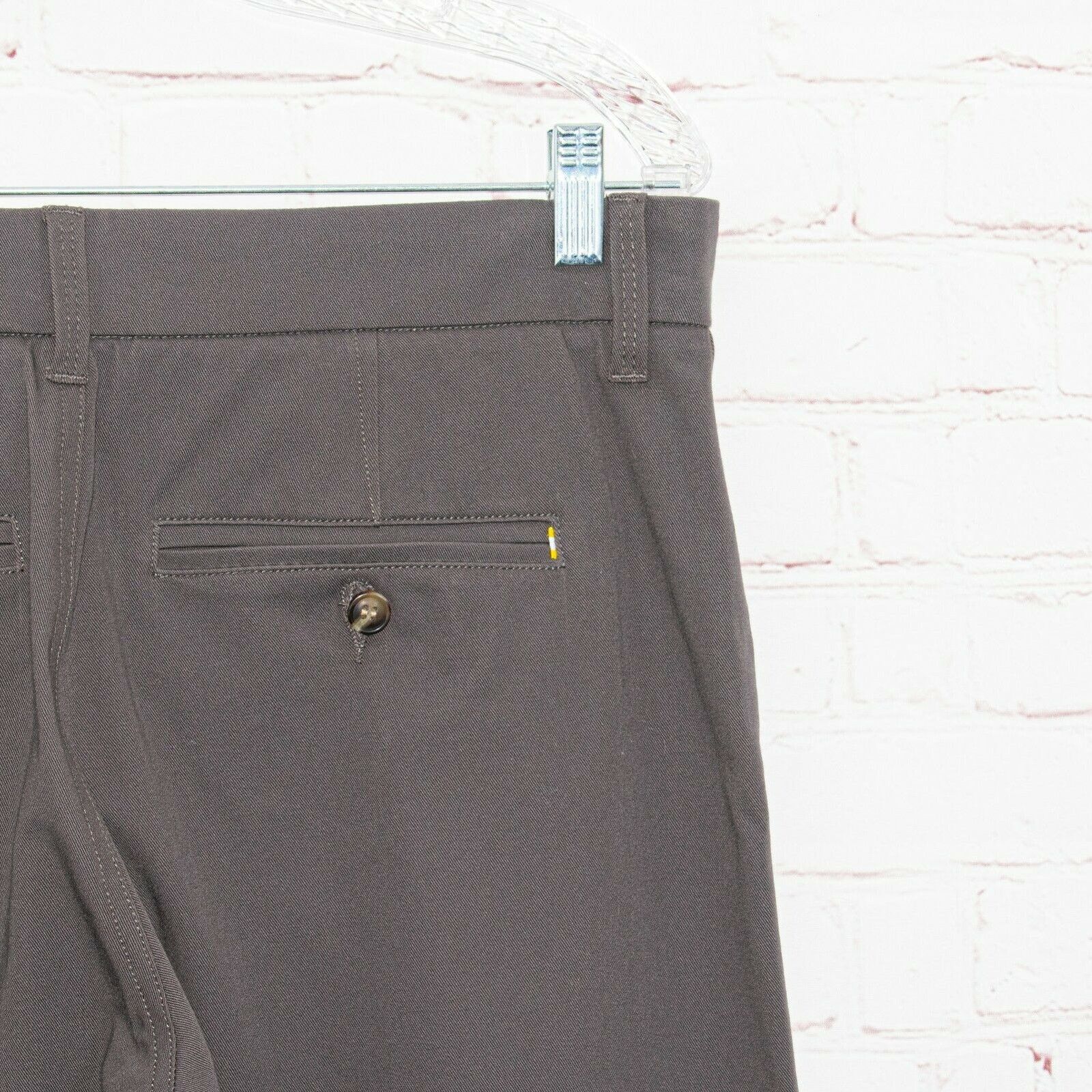 Olivers Apparel Oliver Apparel Men's Sz 32 slim Chino Pants Gray Twill Nylon Size US 32 / EU 48 - 6 Thumbnail