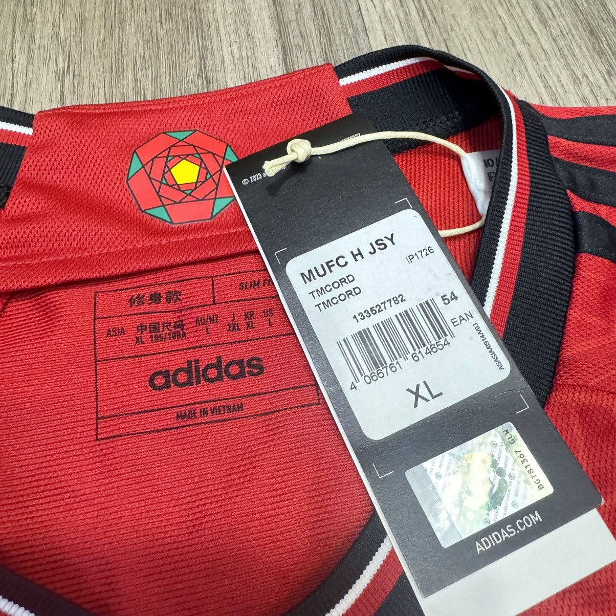 Sports Specialties Manchester united 23/24 FA cup final shirt #19 Varane (bnwt) Size US L / EU 52-54 / 3 - 7 Thumbnail