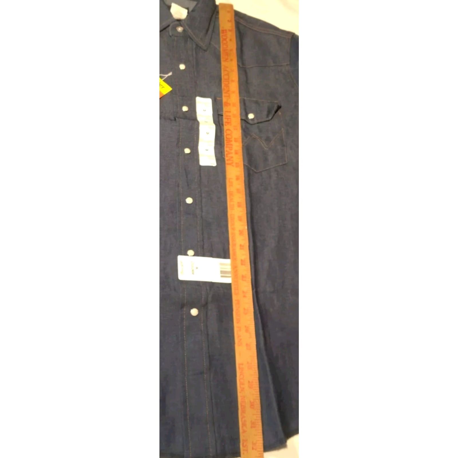 Wrangler VINTAGE Wrangler Cowboy Cut Western Work Shirt M Blue Denim Chambray Pearl Snap Workwear Shirt Size US M / EU 48-50 / 2 - 7 Thumbnail