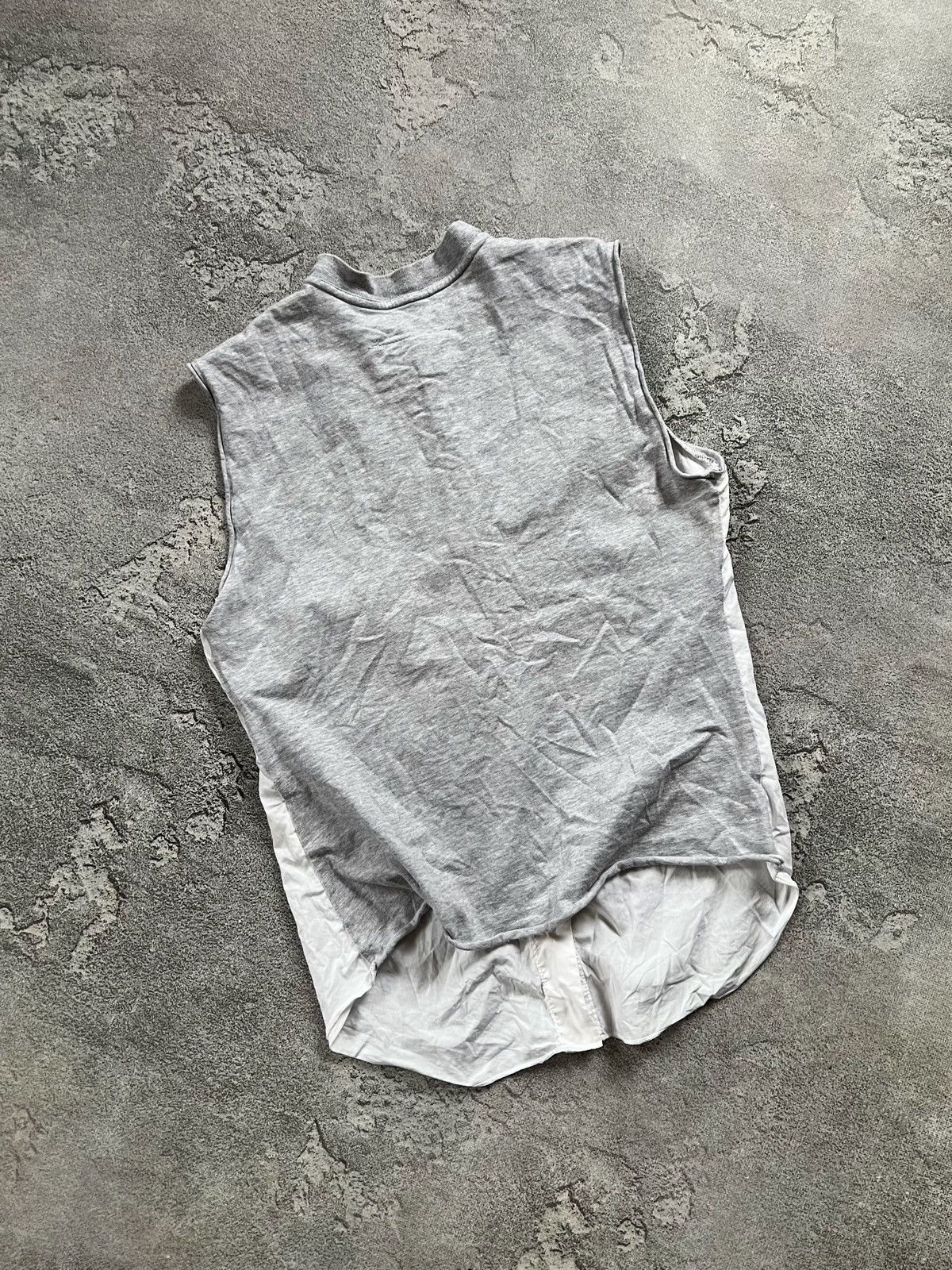 Maison Margiela MM6 Maison Margiela Sleeveless Button Shirt Blouse 42 Vest Size M / US 6-8 / IT 42-44 - 5 Thumbnail