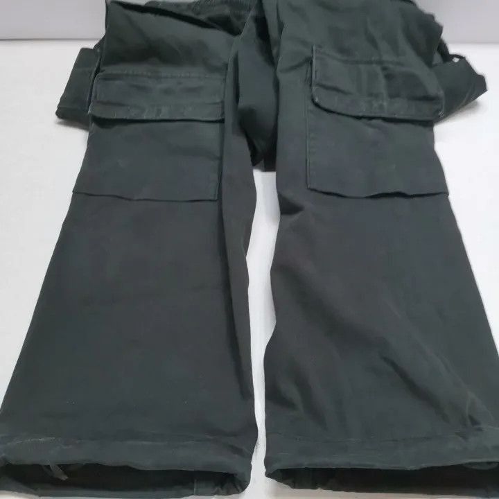 Stone Island Stone Island Black Elastic Waist Cargo Pants Size US 30 / EU 46 - 5 Thumbnail