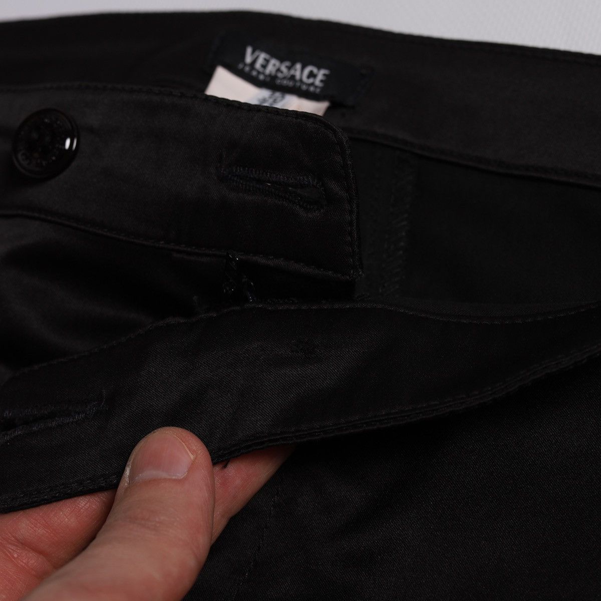 Versace Jeans Couture Versace Jeans Couture Nylon Vintage Pants Trousers Black Size 30" / US 8 / IT 44 - 13 Thumbnail