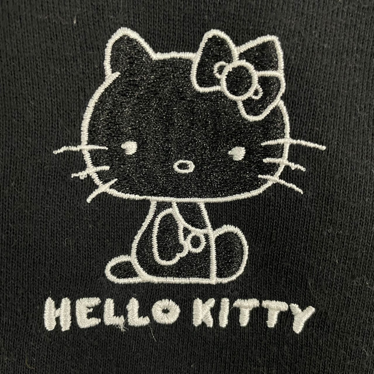 Anime Vintage Hello Kitty Embroided Backhit Logo Sweatshirt Size XL / US 12-14 / IT 48-50 - 6 Thumbnail