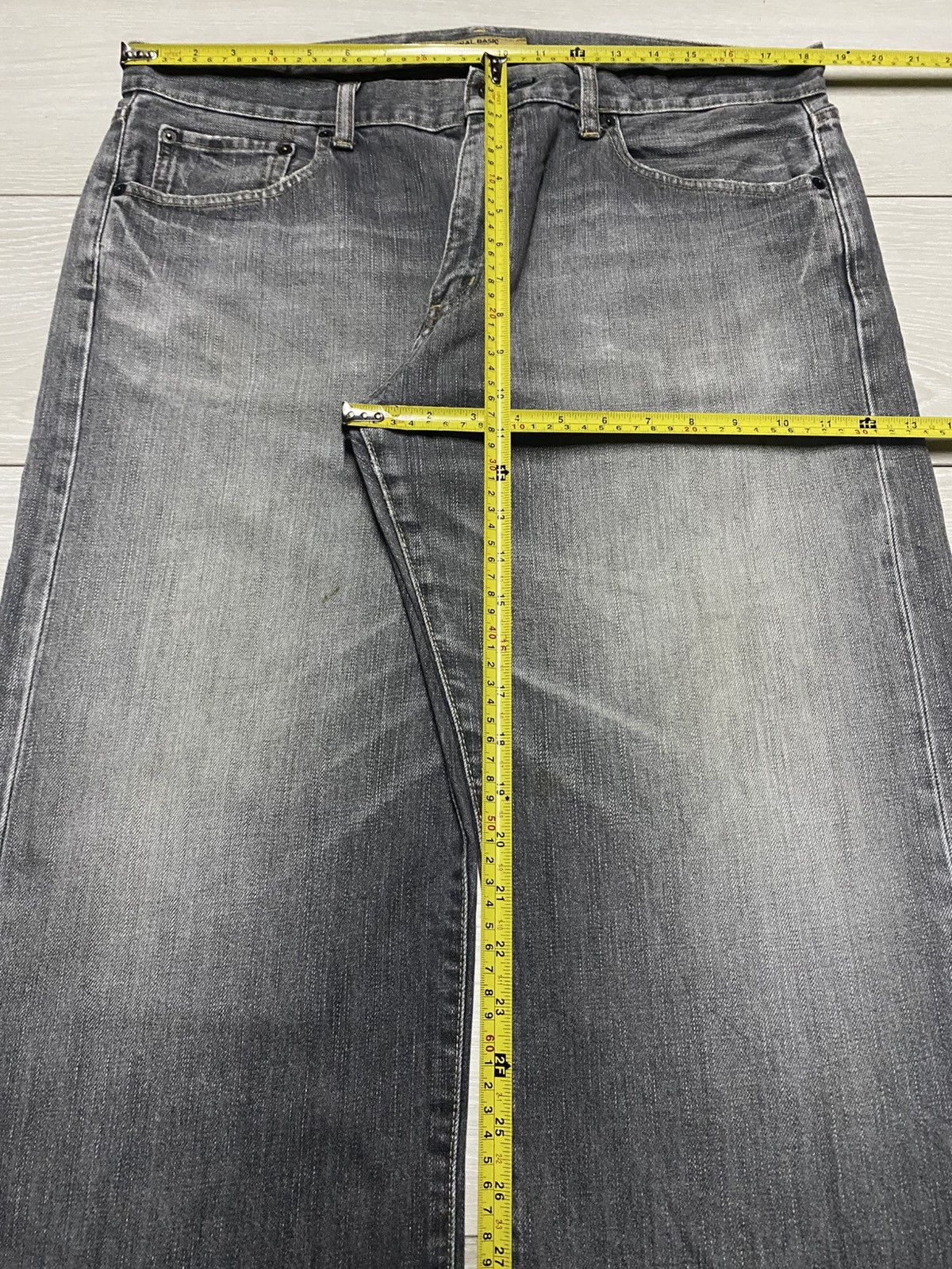 Uniqlo Vintage Uniqlo S003 Stone Wash Distressed Baggy Jeans Size US 37 - 12 Thumbnail