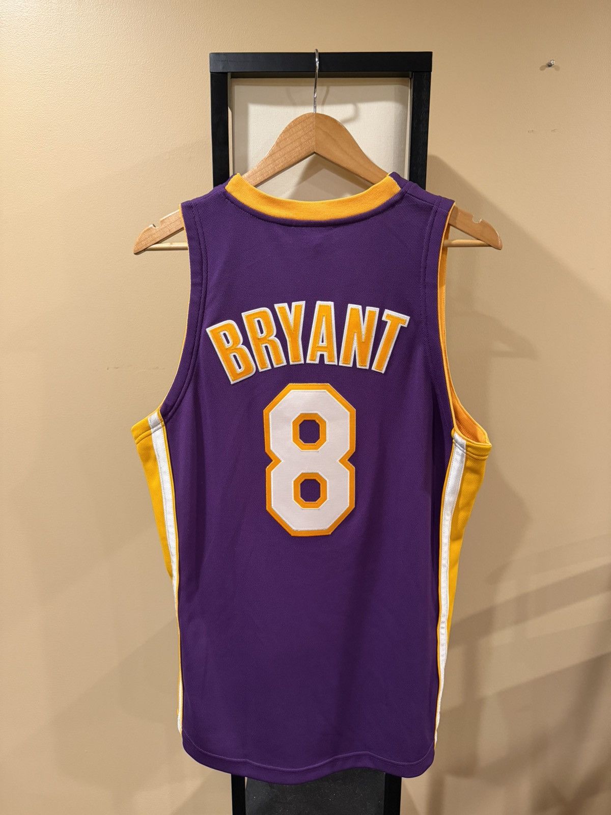 Mitchell & Ness Mitchell & Ness x NBA Los Angeles Laker Kobe Bryant Jersey Size US M / EU 48-50 / 2 - 3 Thumbnail