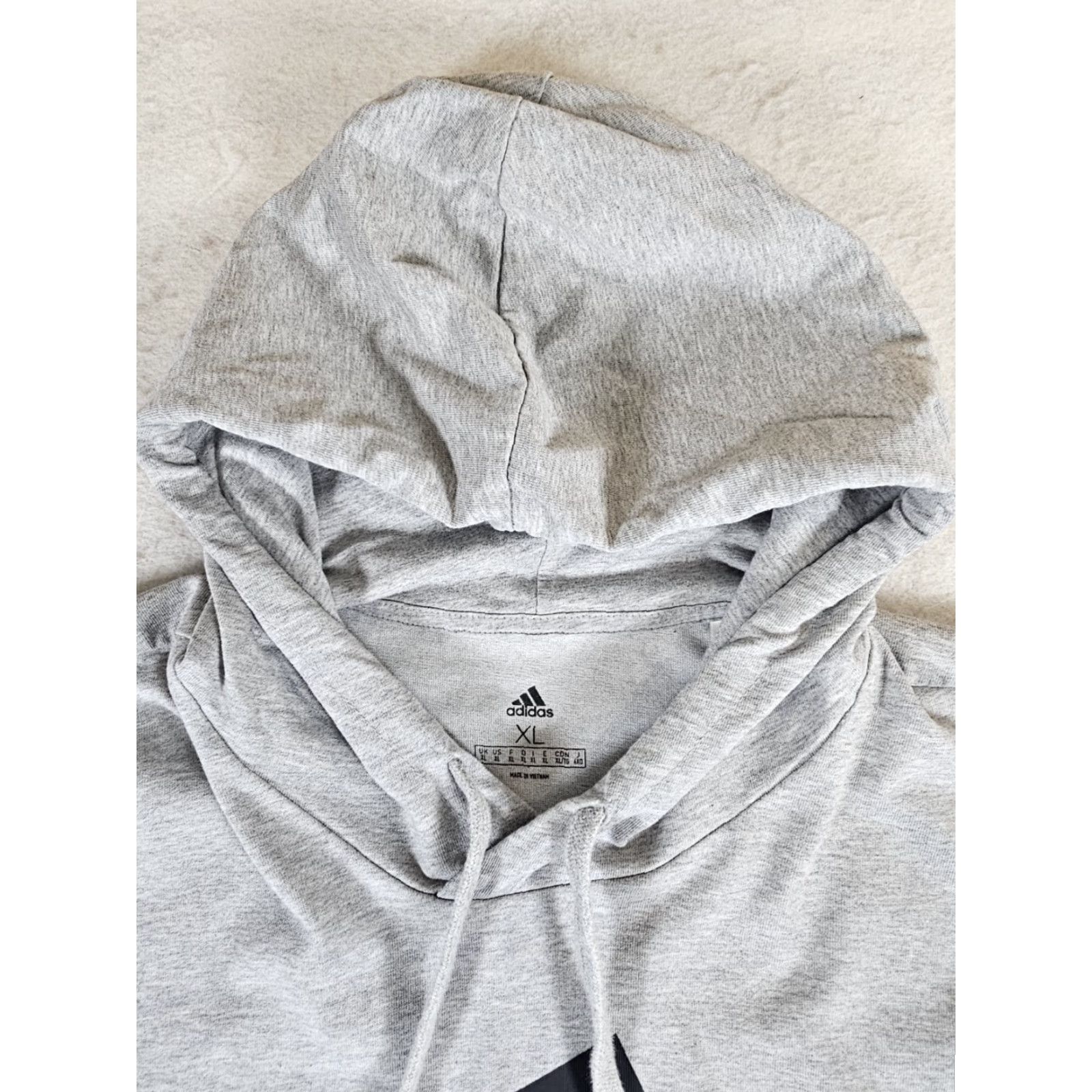 Adidas Adidas Signature Long Sleeve Hooded Jumper T-Shirt Mens XL Gray/Black Size US XL / EU 56 / 4 - 4 Thumbnail