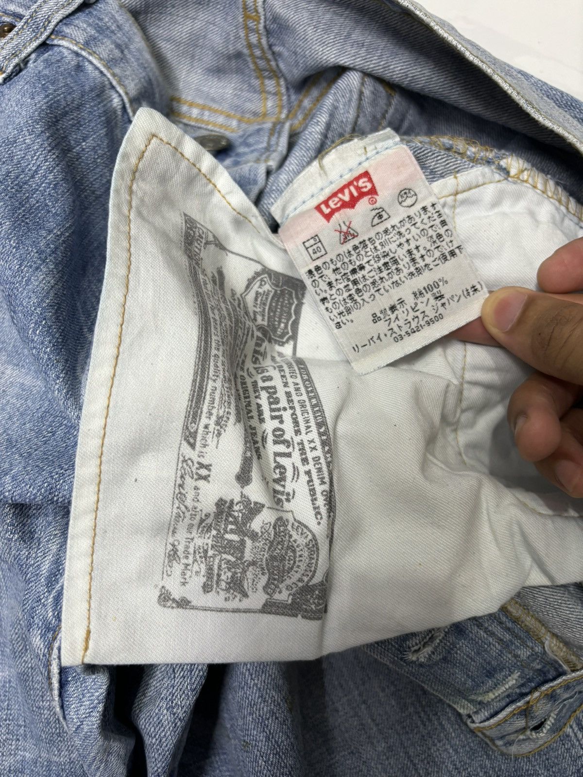 Levi's VINTAGE LEVIS 501 JAPAN BLUE WASH DISTRESS DENIM JEANS Size US 35 - 10 Thumbnail