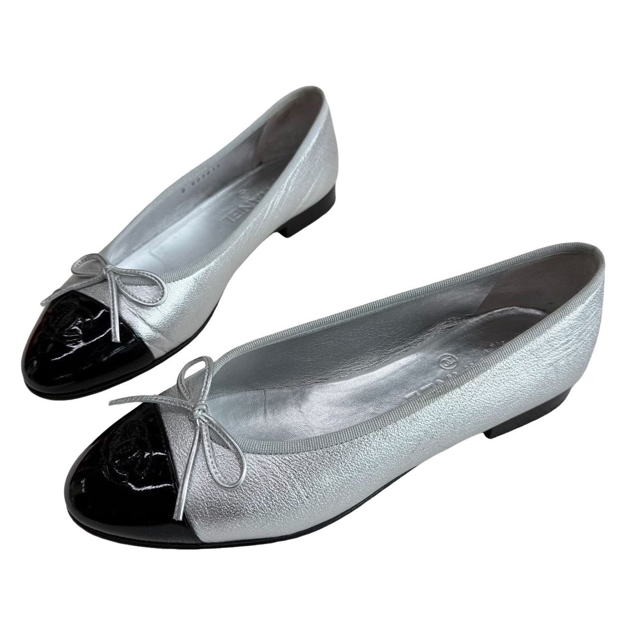 Chanel Chanel Silver & Black Ballet Flats Size 38.5 Size US 8.5 / IT 38.5 - 1 Thumbnail