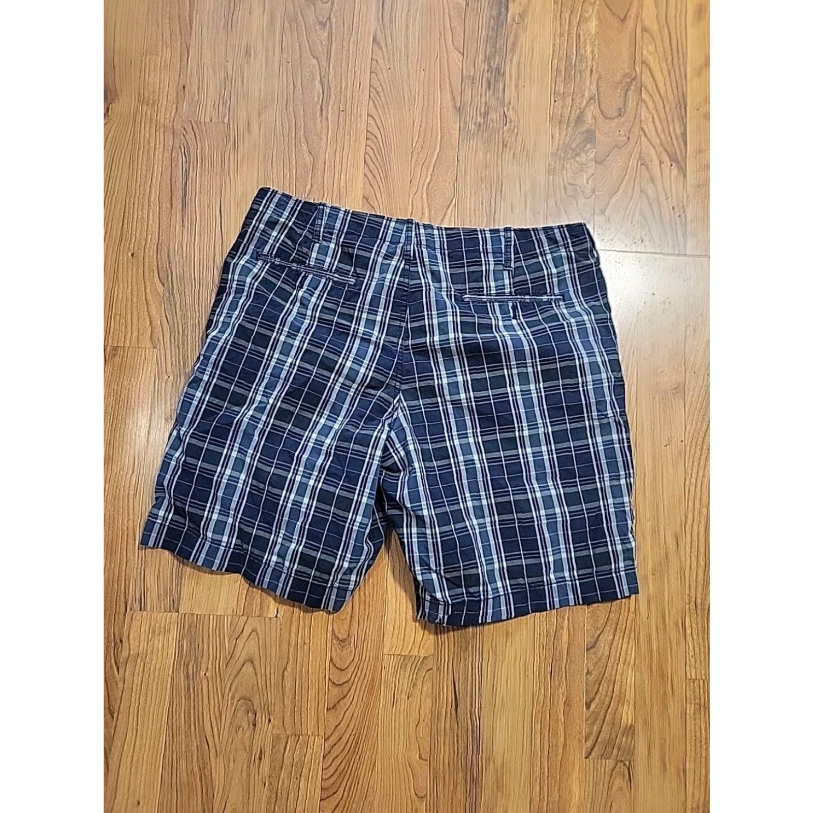 Gap Gap Shorts Mens Blue Plaid 36" X 10" Cotton/ Nylon Blend Bermuda Beach Bum EUC Size US 36 / EU 52 - 5 Thumbnail