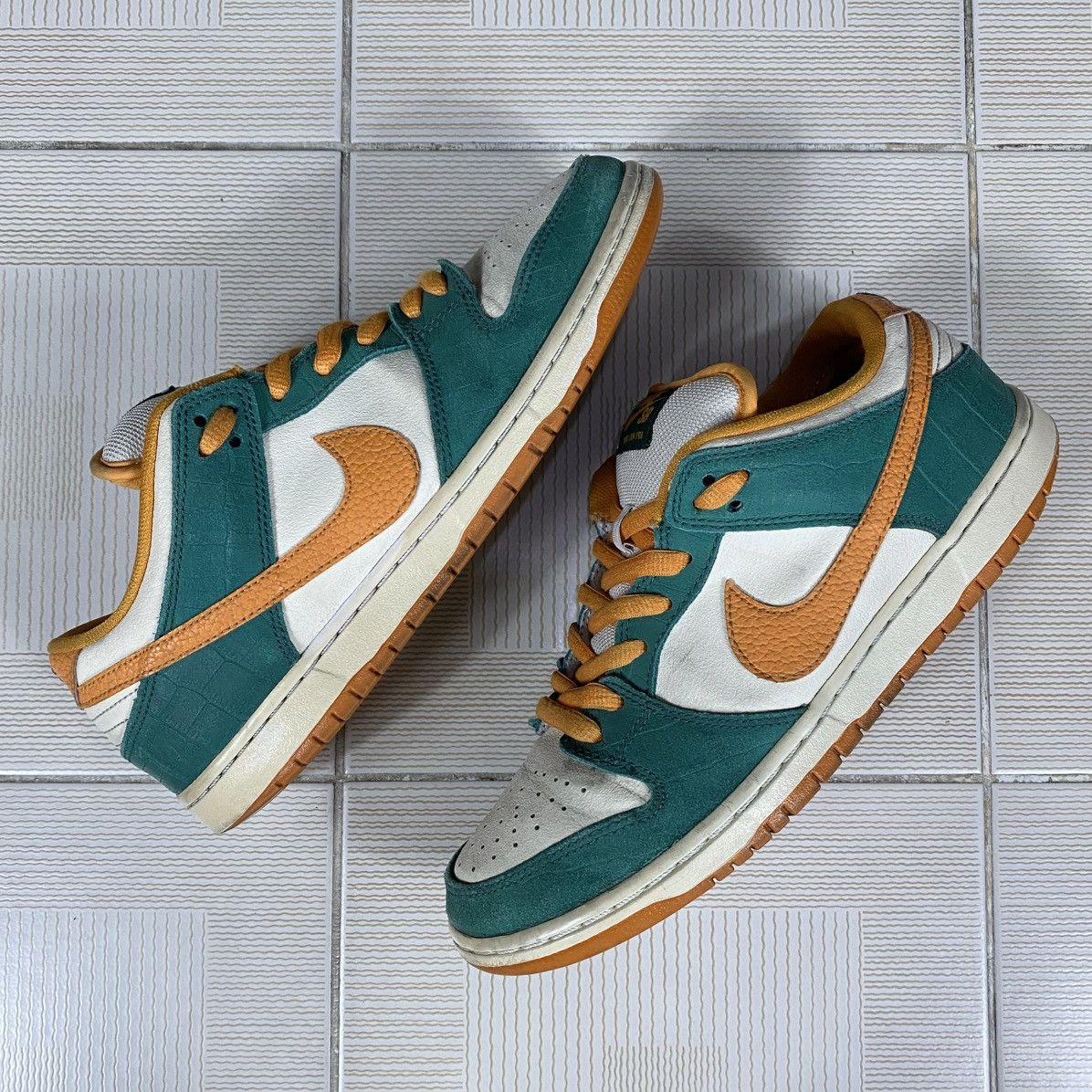 Nike SB Dunk Low Legion Pine 2013 Size US 8.5 / EU 41-42 - 1 Thumbnail