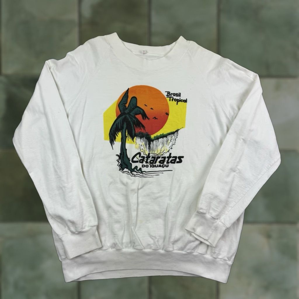 Vintage Vintage Brazil Waterfall Sweatshirt Adult Large White Cataratas Do Iquacu 1980s Size US L / EU 52-54 / 3 - 1 Thumbnail