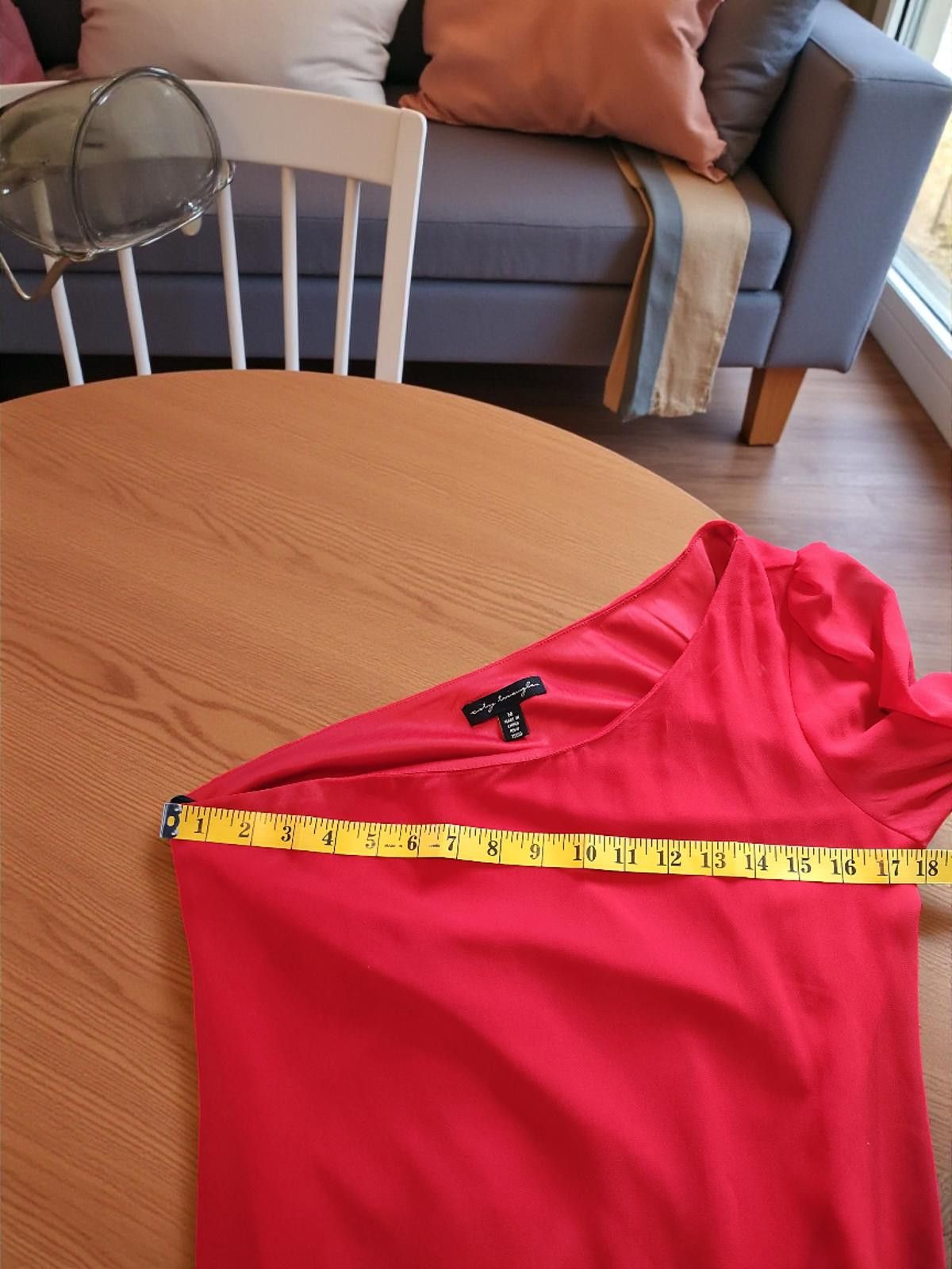 Other City Triangles Red One-Shoulder Blouse with Embellished Cuff Size M / US 6-8 / IT 42-44 - 6 Thumbnail