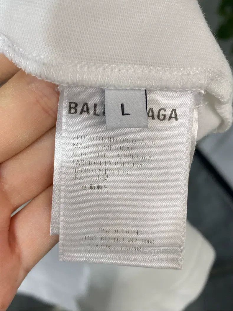 Balenciaga Balenciaga Band model portrait, short-sleeved, loose fit, Size US L / EU 52-54 / 3 - 7 Thumbnail