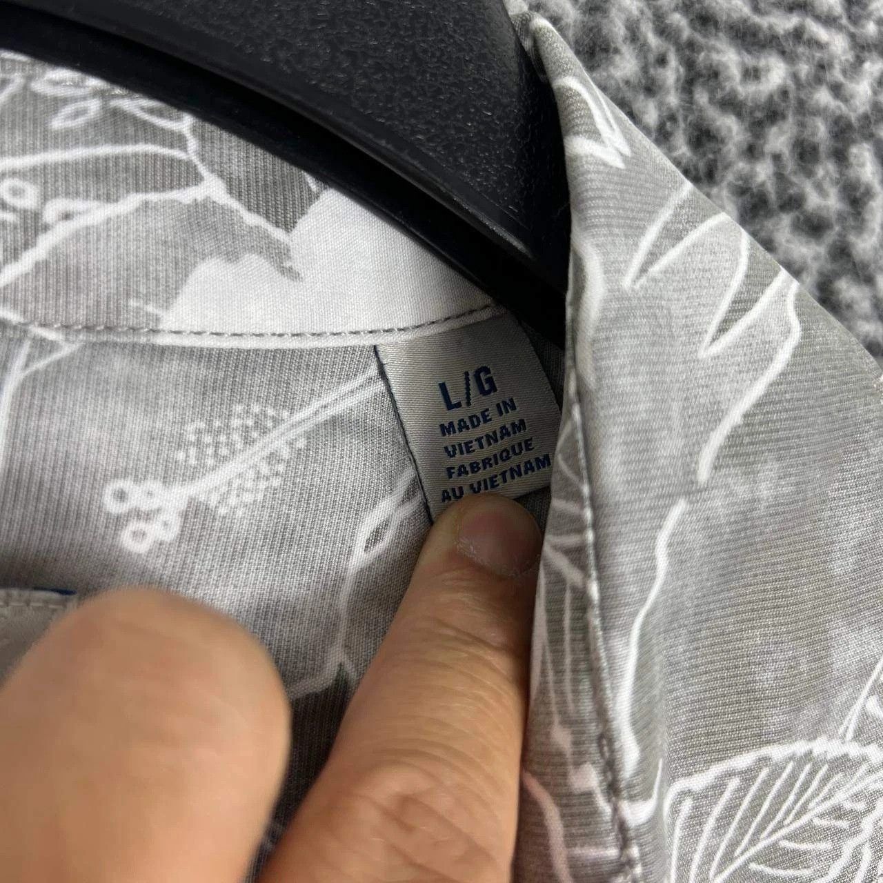 Tommy Bahama Tommy Bahama Button Up Shirt Men Gray Hawaiian Collared L Size US L / EU 52-54 / 3 - 5 Thumbnail