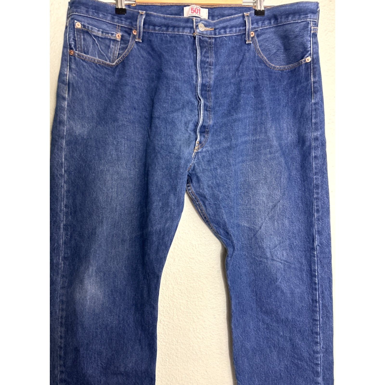 Levi's VINTAGE Levi’s 501 Jeans Men 42x30 Medium Wash Button Fly Blue Straight Mens Size US 42 / EU 58 - 3 Thumbnail