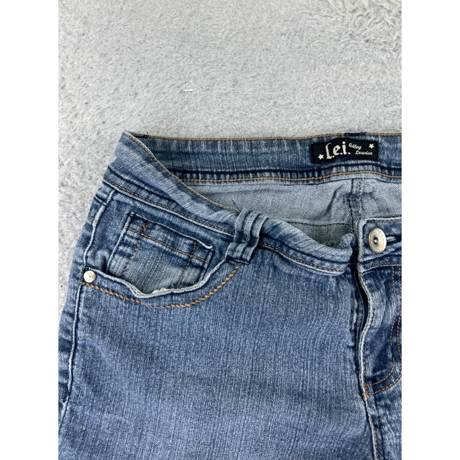 Vintage LEI Denim Shorts Womens 30 Blue Jean Cutoff Low Rise Pockets 5-Pocket Design 30x5 Casual Summer Size 30" / US 8 / IT 44 - 4 Thumbnail