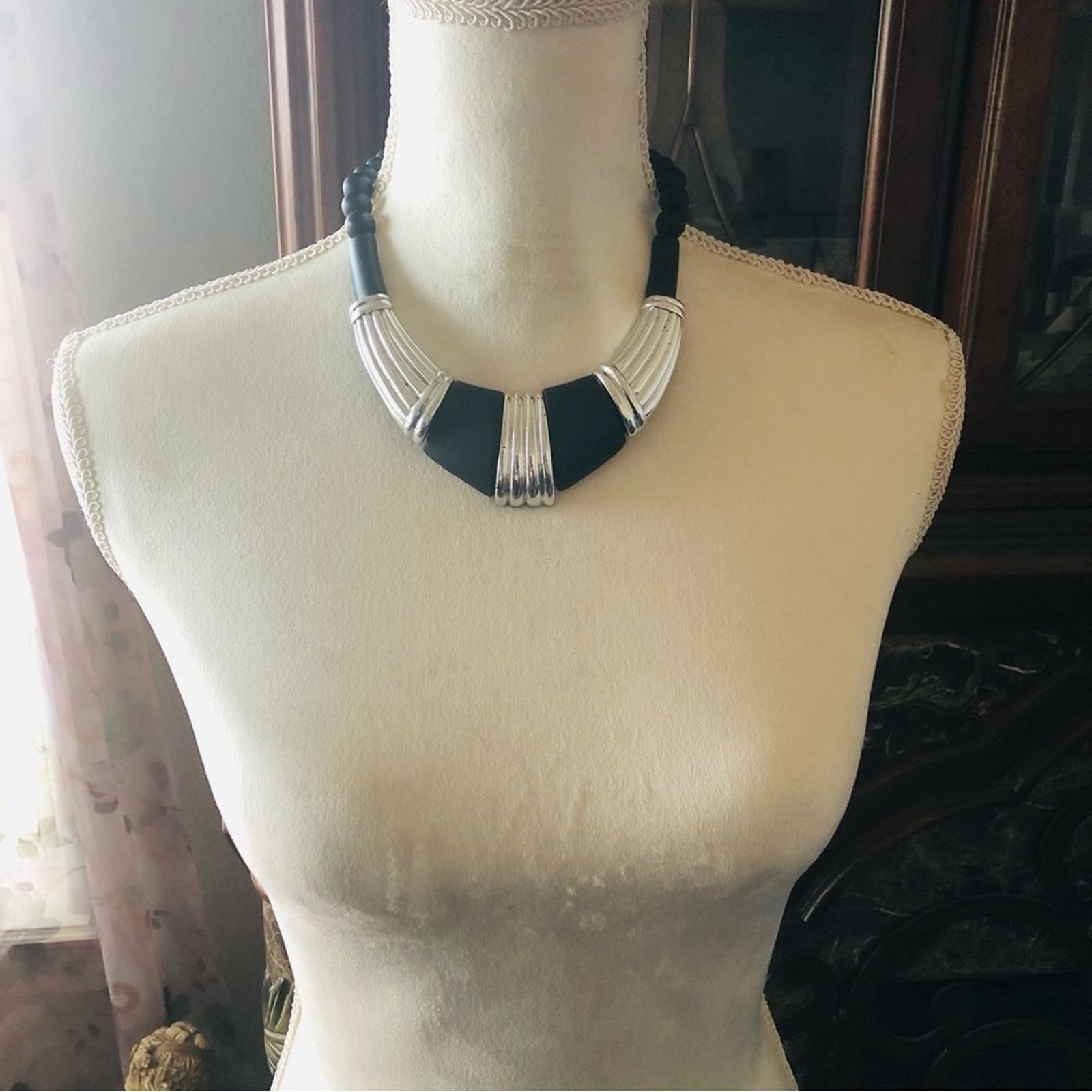 Vintage Vintage 80s bold black and silver statement necklace Size ONE SIZE - 5 Thumbnail