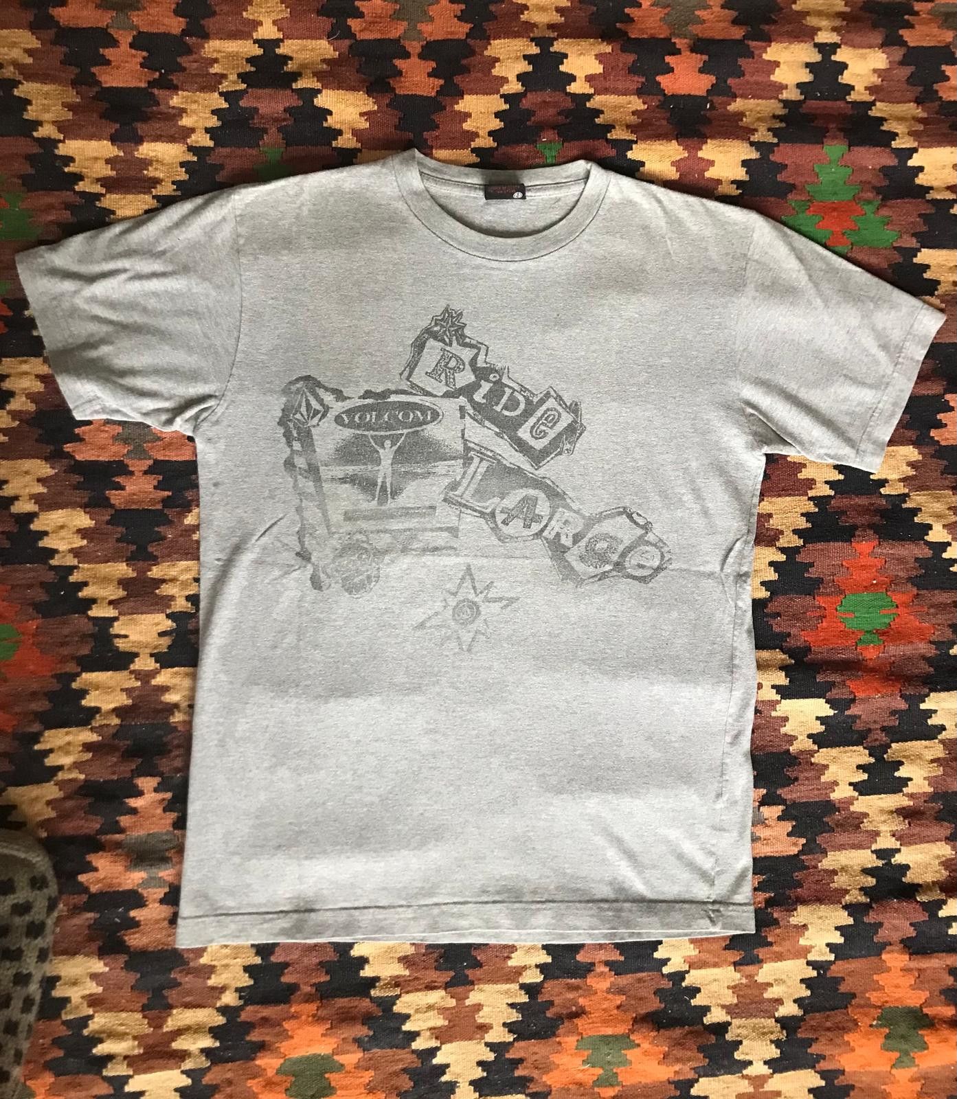 Volcom Volcom "Ride Large" "Youth vs Establishment" Vtg Orig Sk8 T Size US M / EU 48-50 / 2 - 1 Thumbnail