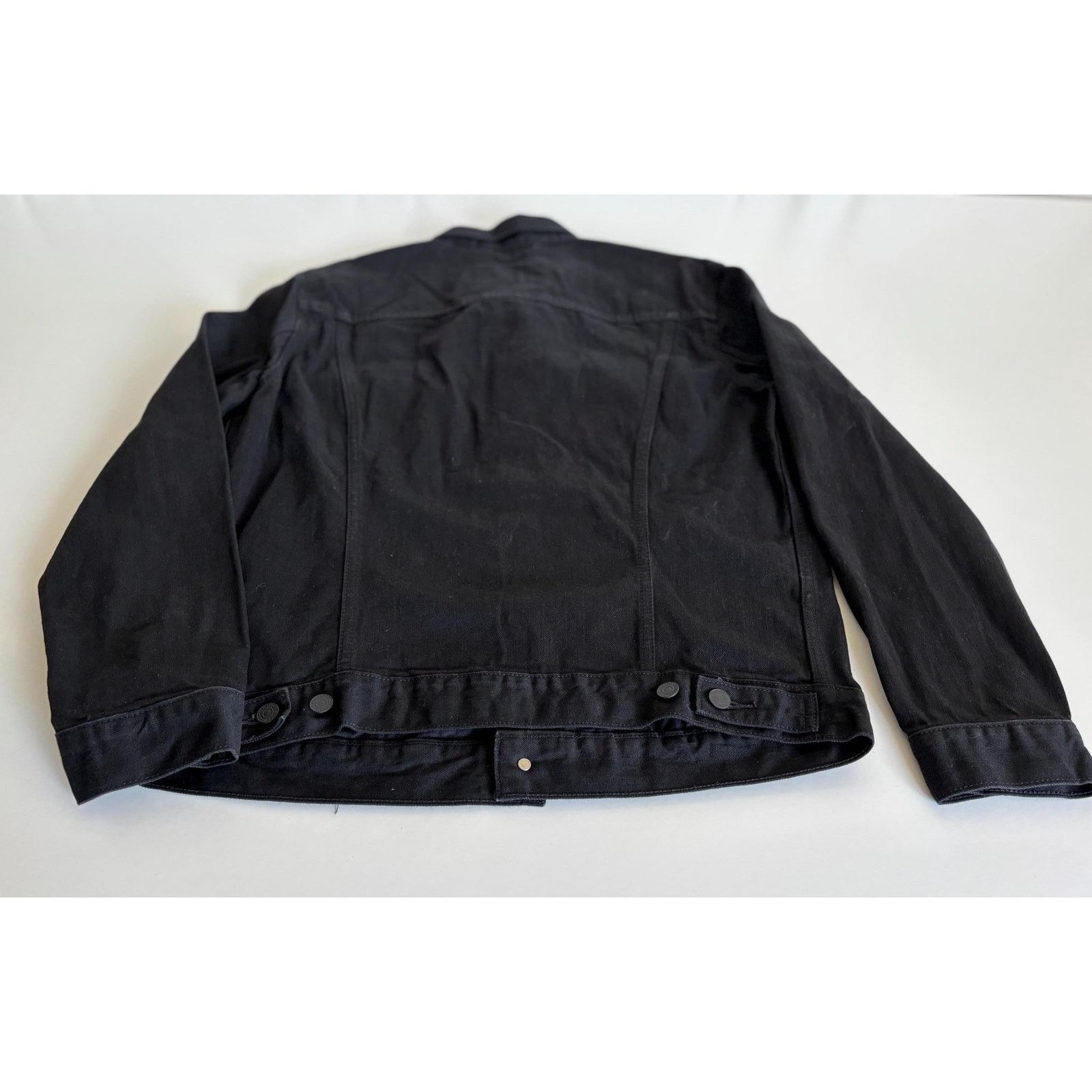 Levi's Levi's WWDC17 Apple Trucker Jacket Black Denim Collectible Size US L / EU 52-54 / 3 - 3 Thumbnail