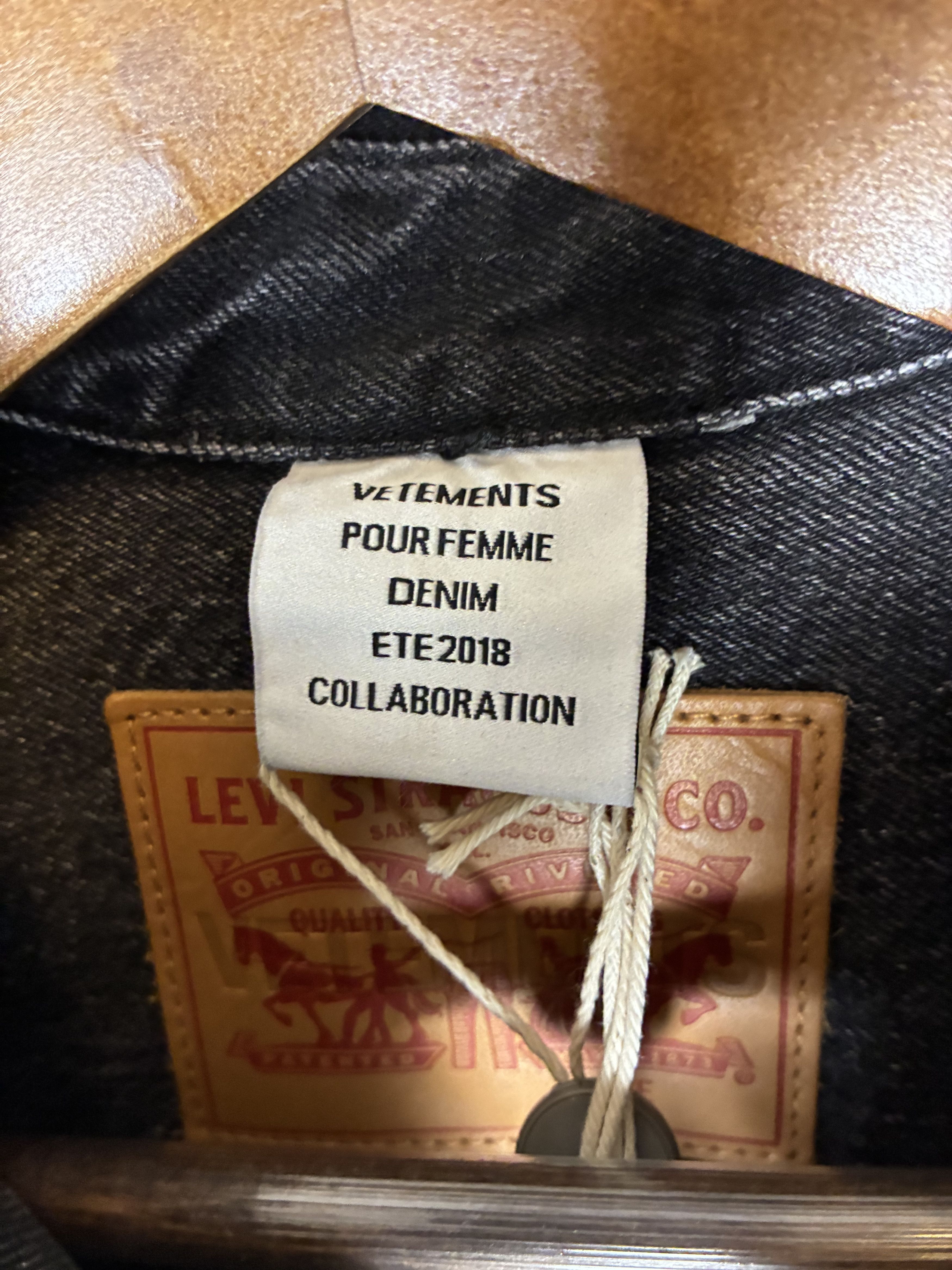 Levi's × Vetements RARE Vetements SS18 x Levi's Demna Reconstructed Denim Shirt Size US M / EU 48-50 / 2 - 7 Thumbnail