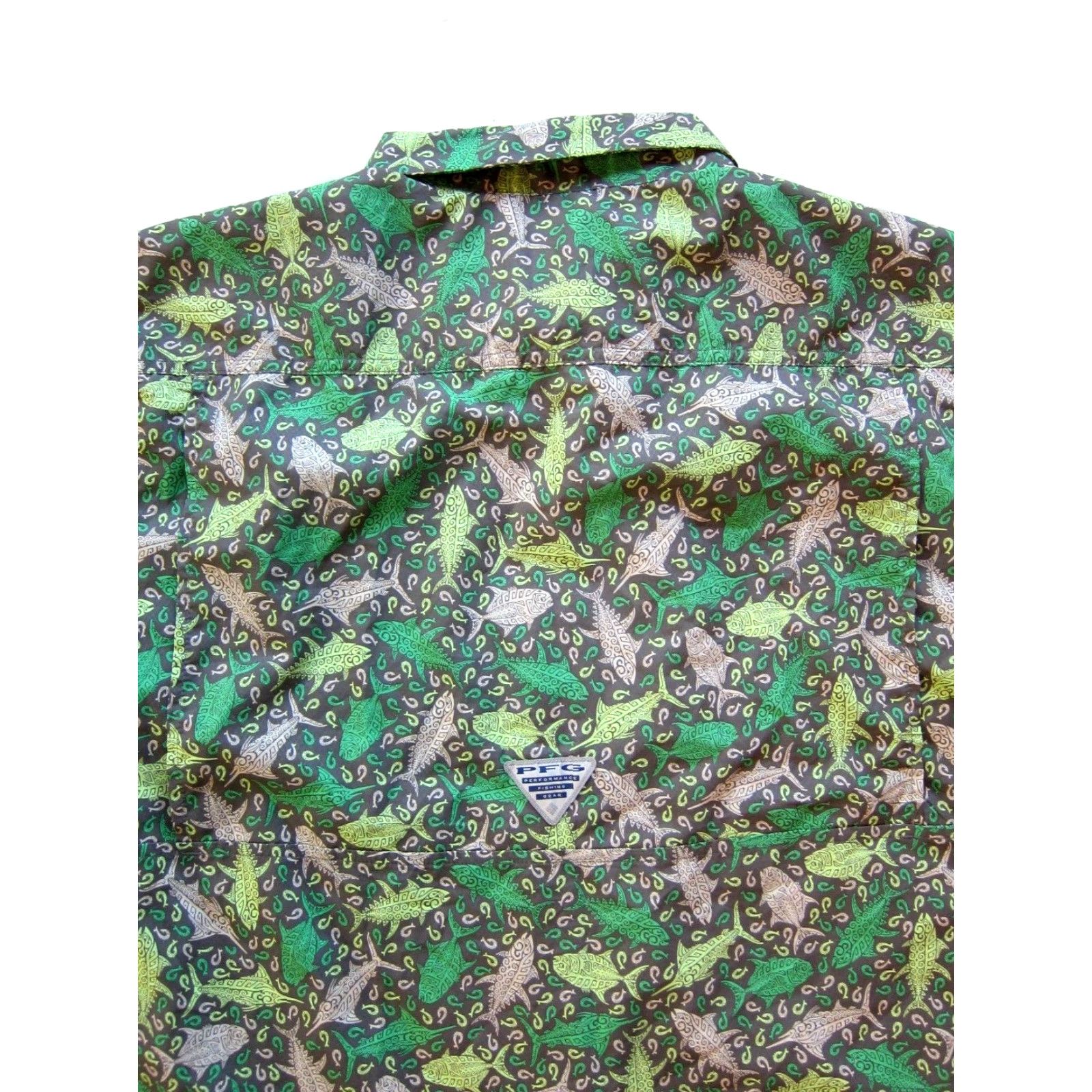 Pinko Columbia Shirt Button-Up Hawaiian Short Sleeve Fish Hook Large Mens Gray Green Pink Collar-Down 100% Polyester Size US L / EU 52-54 / 3 - 6 Thumbnail