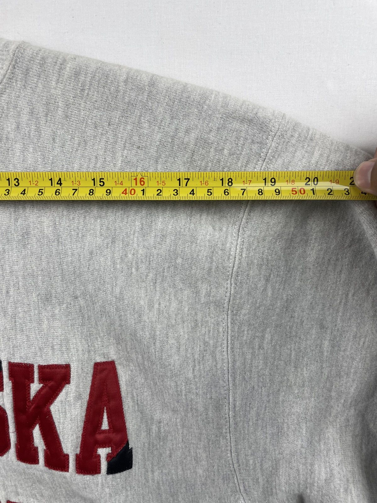Champion Vintage Champion Reverse Weave Sweatshirts Size US XL / EU 56 / 4 - 8 Thumbnail