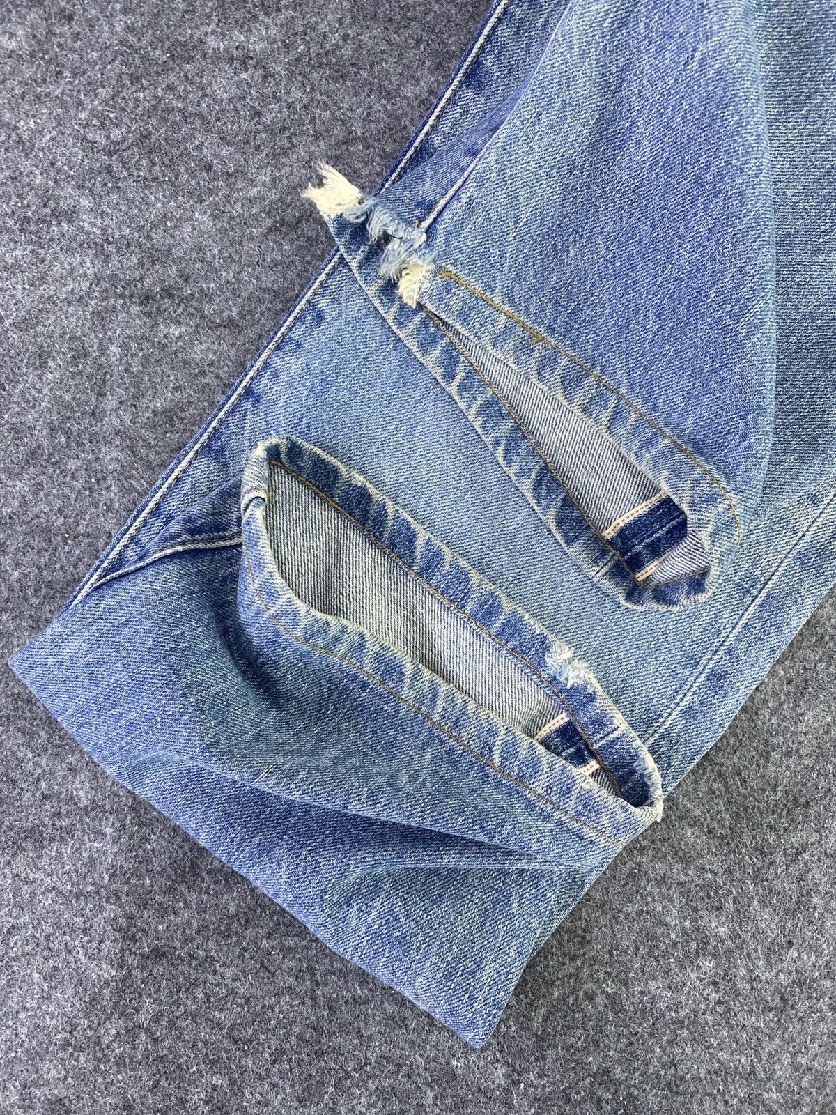 Jean × Levi's × Vintage Vintage Levis 502 Redline Jeans Distress Blue Wash - J915 Size US 29 - 11 Thumbnail