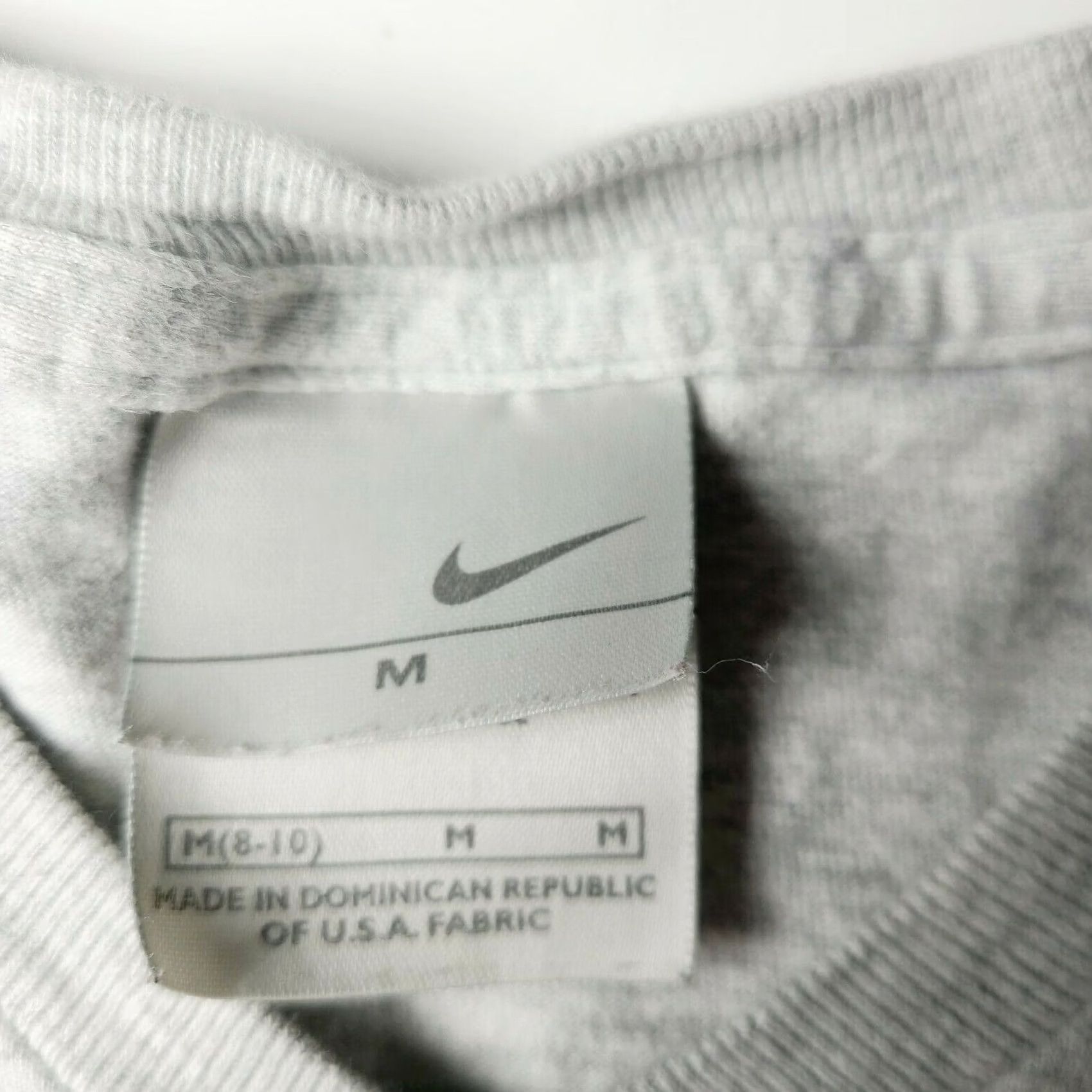 Nike VINTAGE Nike Women's T-Shirt Swoosh Grey Embroidered Logo Medium M 90s Y2K Adults Womens Size M / US 6-8 / IT 42-44 - 3 Thumbnail
