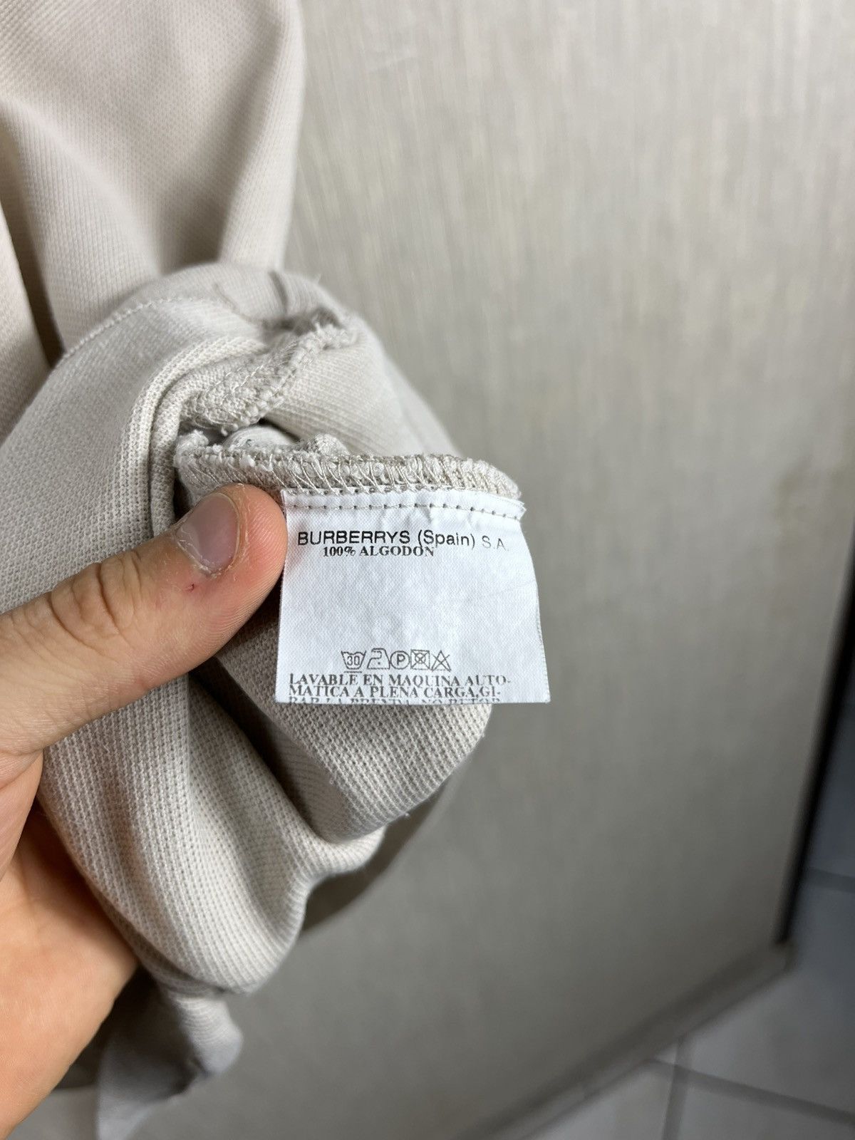 Burberry Vintage 90s Burberrys classic chest logo knight t-shirt Size US L / EU 52-54 / 3 - 17 Thumbnail