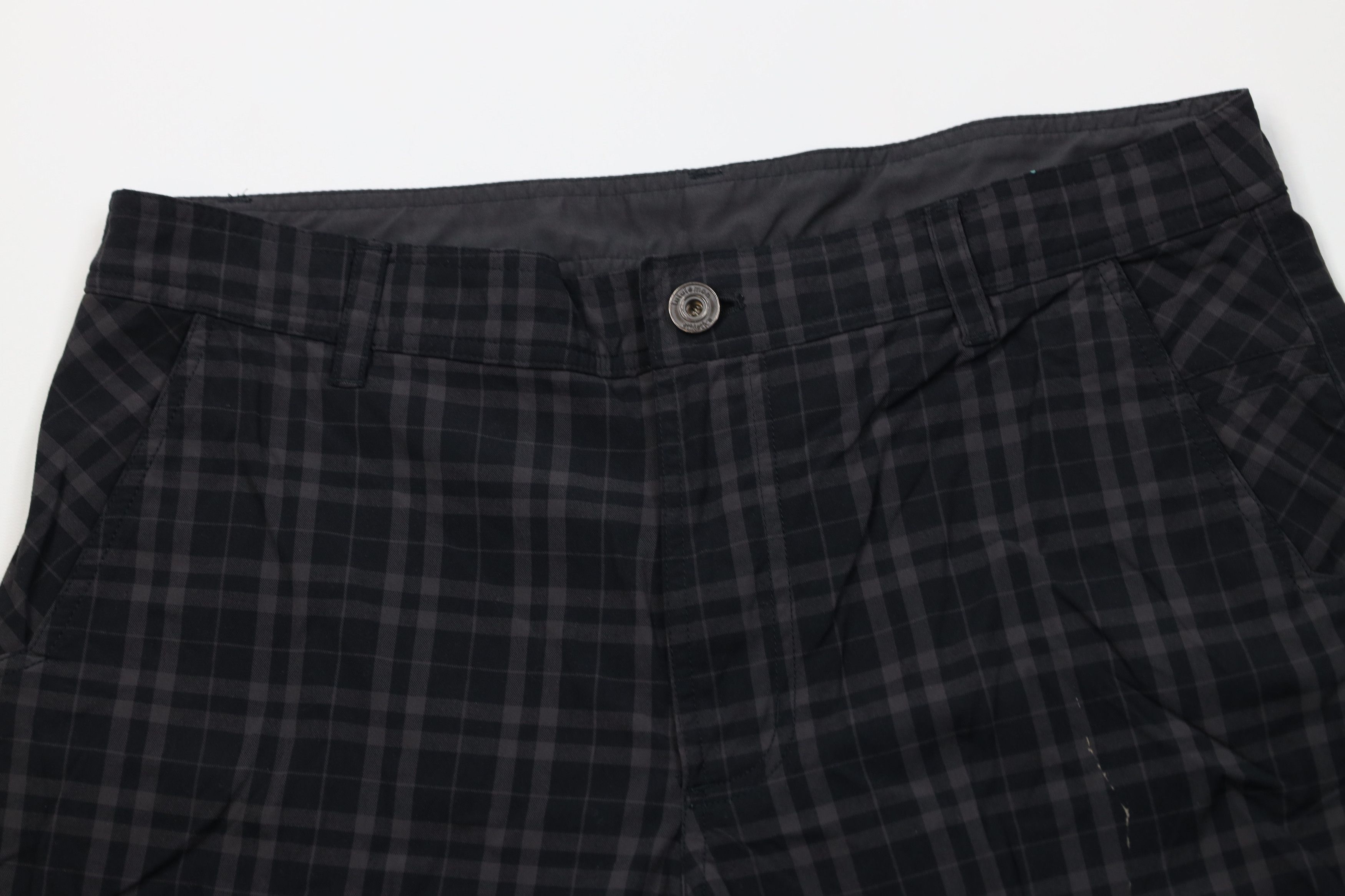 Lululemon Lululemon Kahuna Golfing Golf Chino Shorts Gray Plaid Size US 36 / EU 52 - 2 Thumbnail