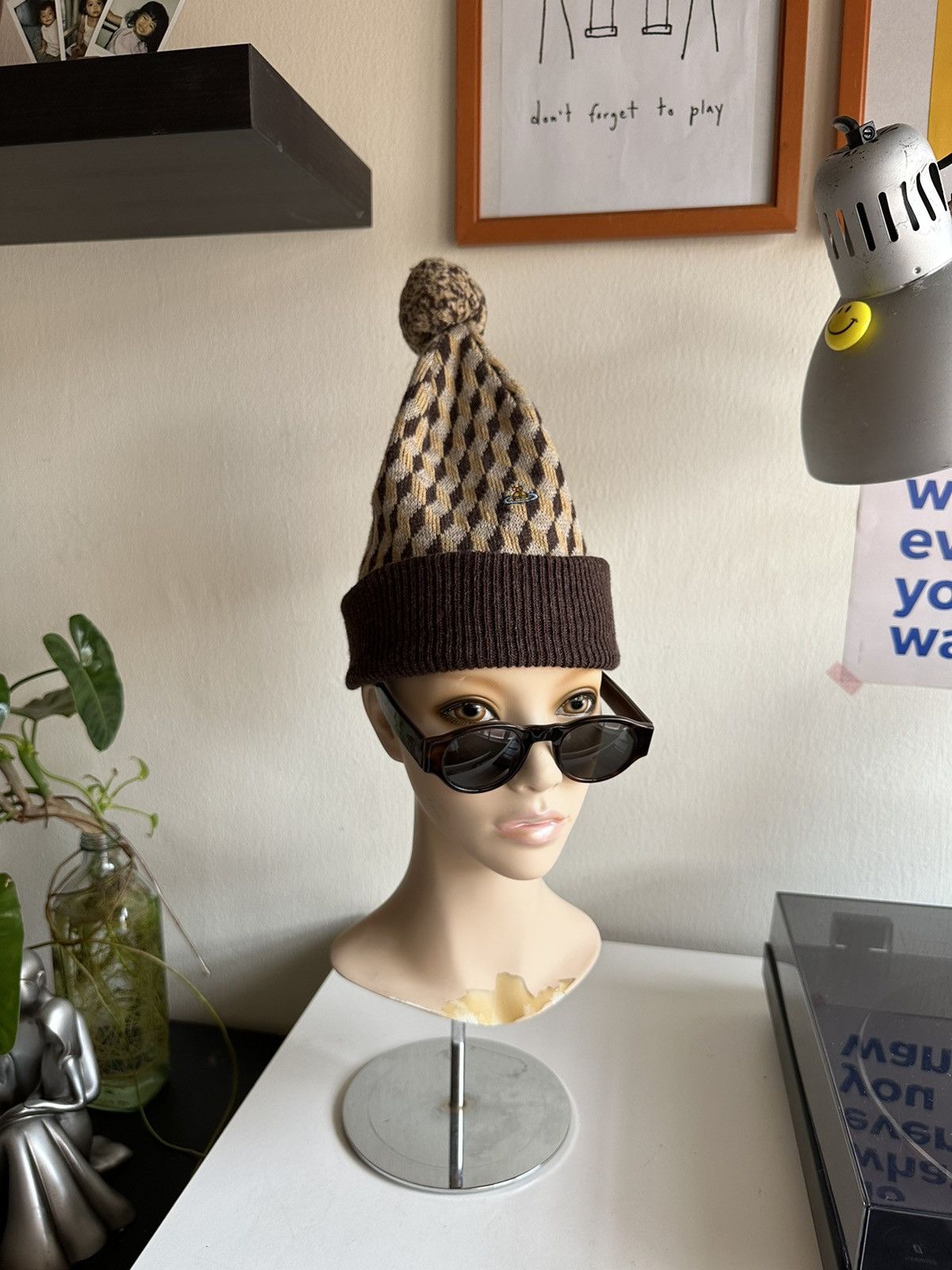Vivienne Westwood ボンボン付き 帽子 アンゴラ ウール S-M ヴィヴィアンウエストウッド ニット帽 オーブ ボンボン ツバ付き