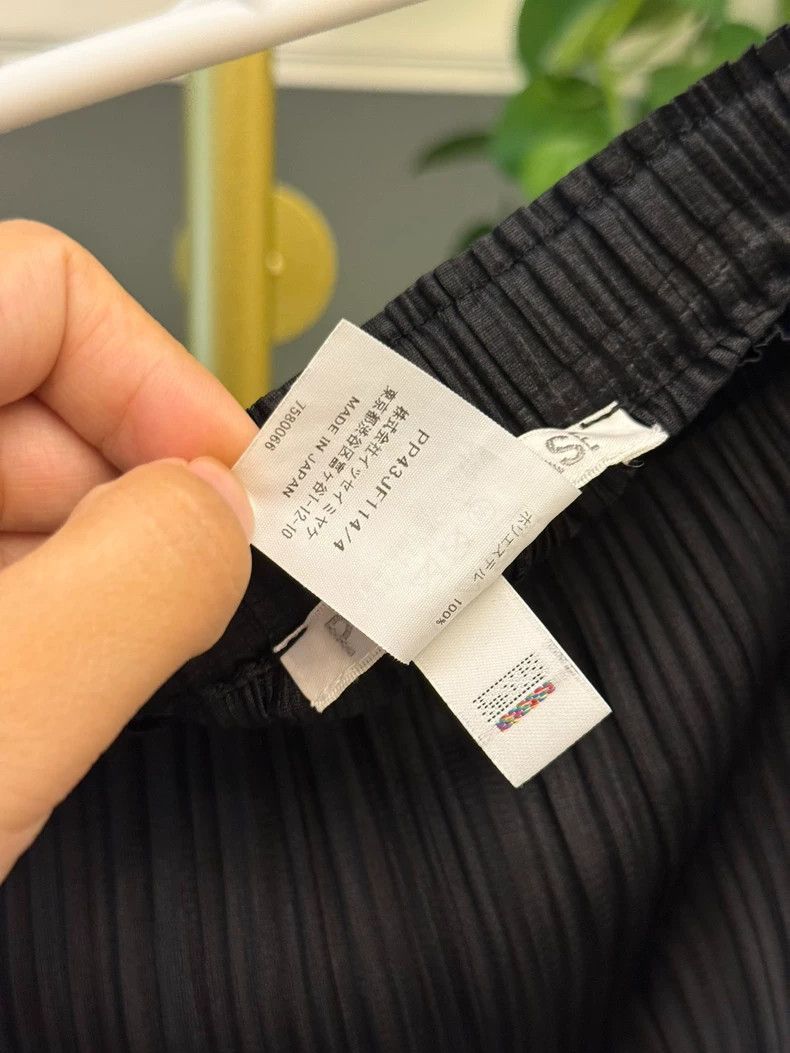 Issey Miyake Issey Miyake size:4 Black pleated pants Size 42" / US 20 - 5 Thumbnail