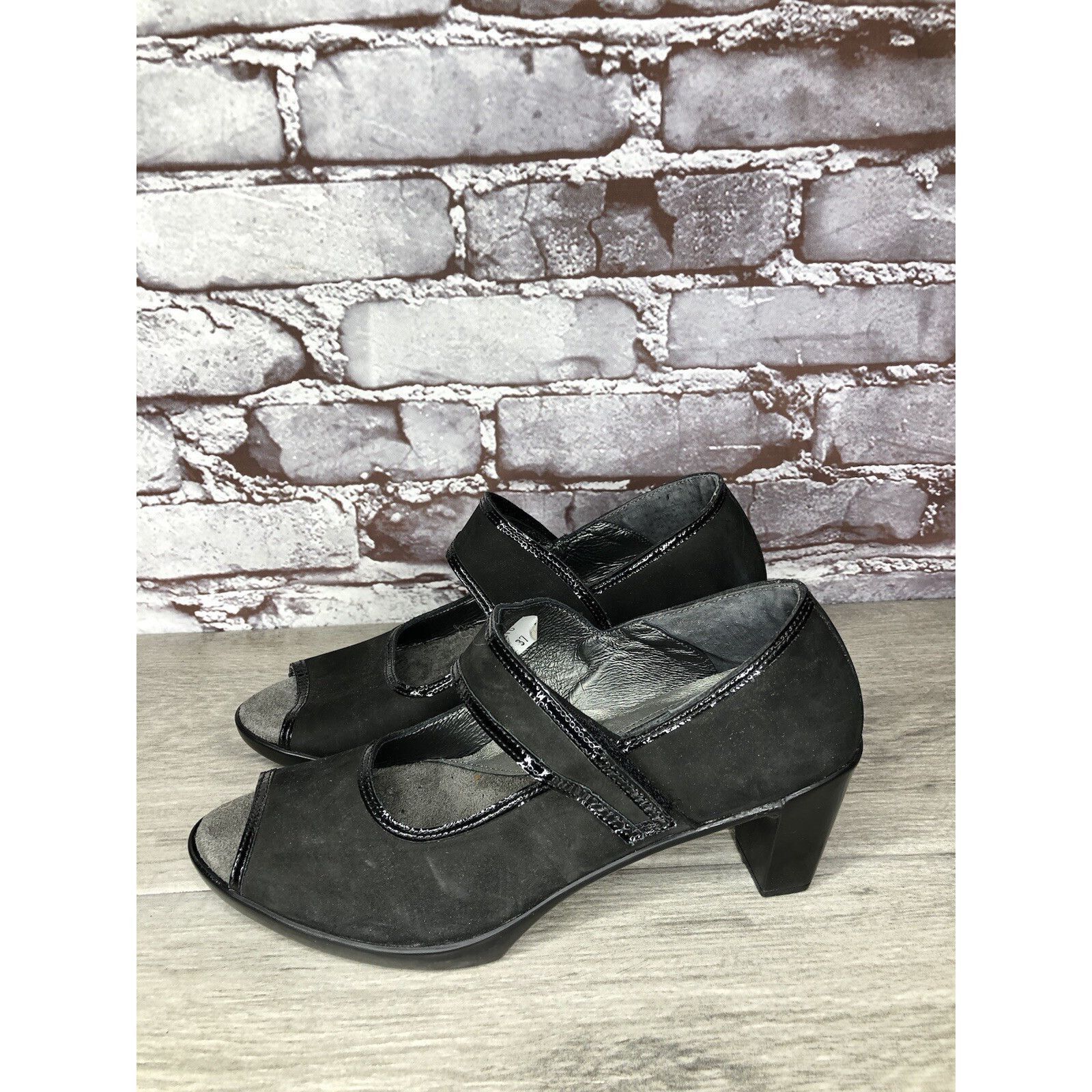 Other Naot Black Nubuck Leather MaryJane Heel Shoes Women Sz 37EU Size US 6.5 / IT 36.5 - 18 Thumbnail