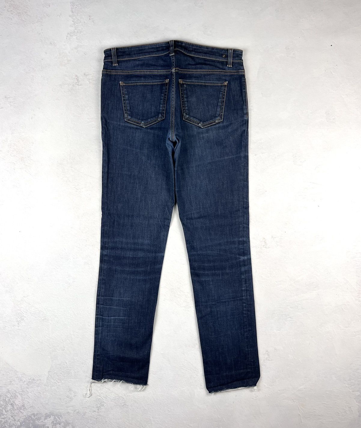 Valentino Avant Garde Luxury Valentino Denim Vintage Classic Style Y2k Size 28" / US 6 / IT 42 - 1 Thumbnail