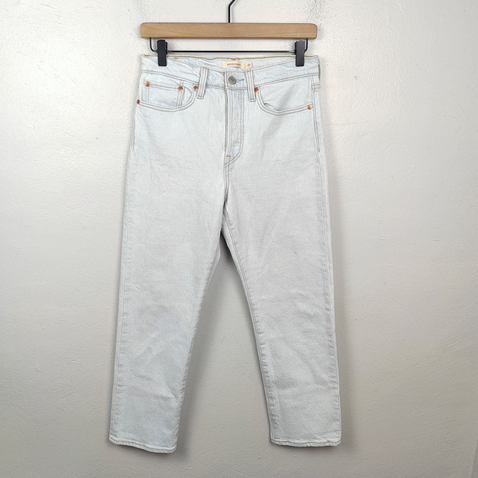 Levi's Levis Wedgie Straight Fit Jeans Womens 27 Light Wash Size 27" / US 4 / IT 40 - 1 Thumbnail
