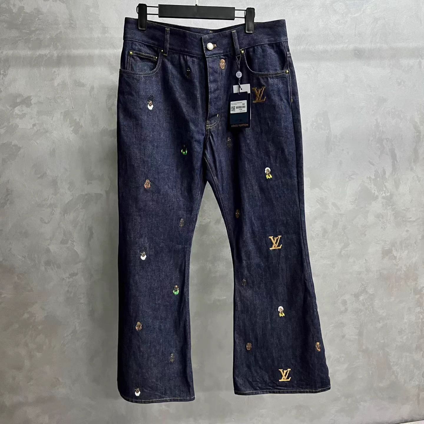 Louis Vuitton Louis Vuitton blue logo embroidered flared jeans 27/32 Size 27" / US 4 / IT 40 - 1 Thumbnail
