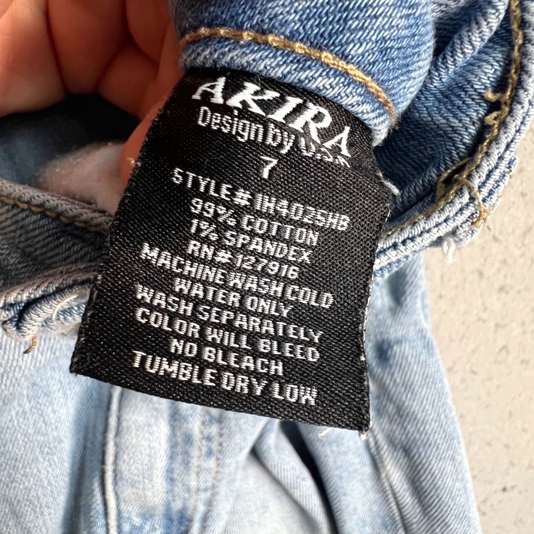 Akira Akira Womens Distressed Light Wash Straight Leg Denim Jeans Size 7 Size 28" / US 6 / IT 42 - 4 Thumbnail