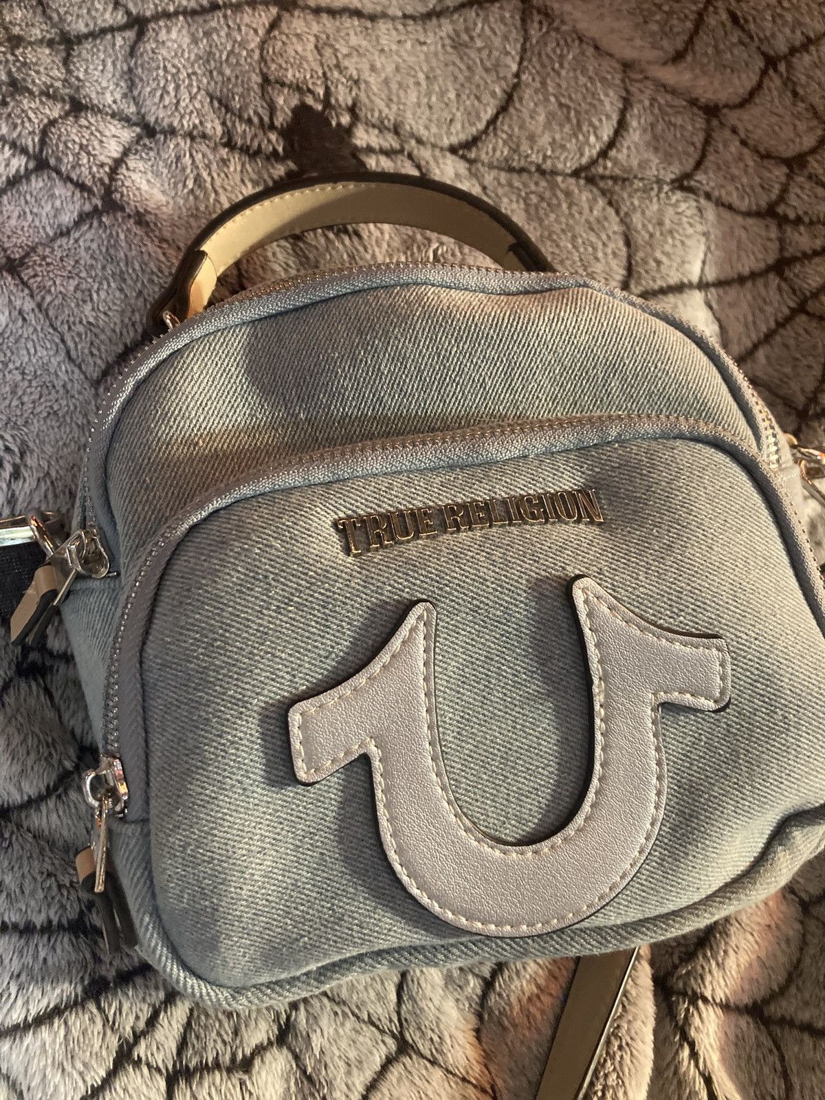 True Religion 🕊️ true religion denim bag/backpack Size ONE SIZE - 4 Thumbnail