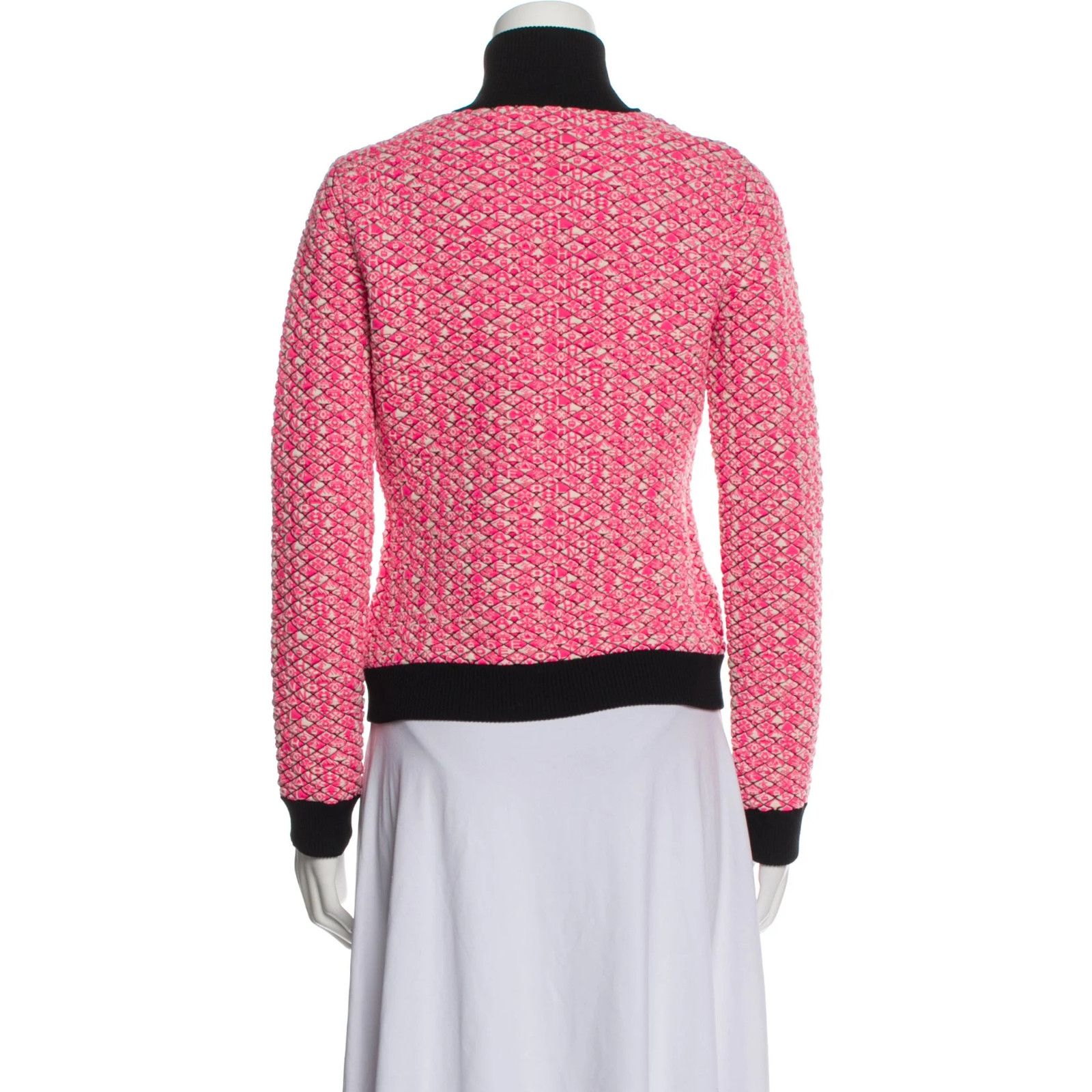 Chanel Chanel 19B Coco Neige Ski Pink Quilted Black Logo Wool Size XS / US 0-2 / IT 36-38 - 16 Thumbnail