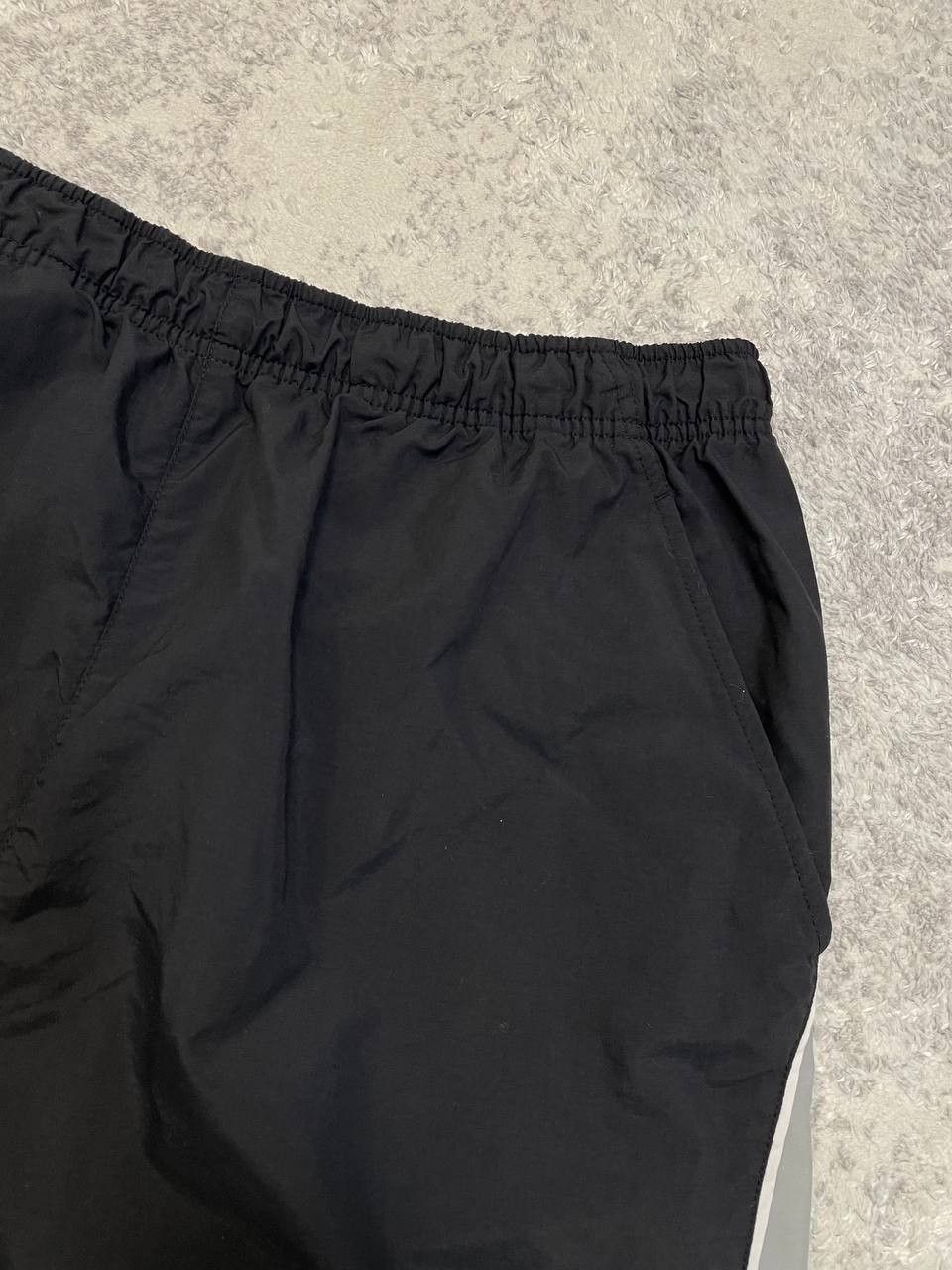 Nike 00s Vintage Nike Nylon Shorts Size US 34 / EU 50 - 5 Thumbnail