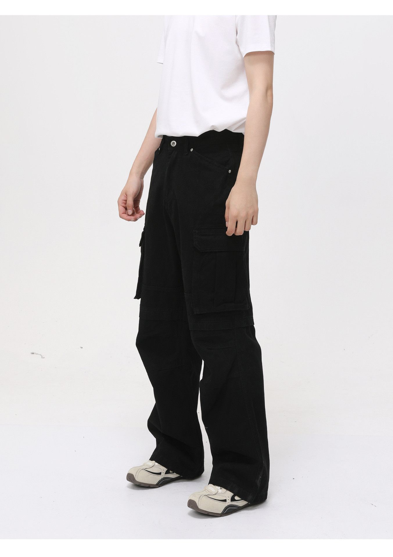 Japanese Brand Men's high street straight-leg loose cargo jeans Size US 32 / EU 48 - 3 Thumbnail