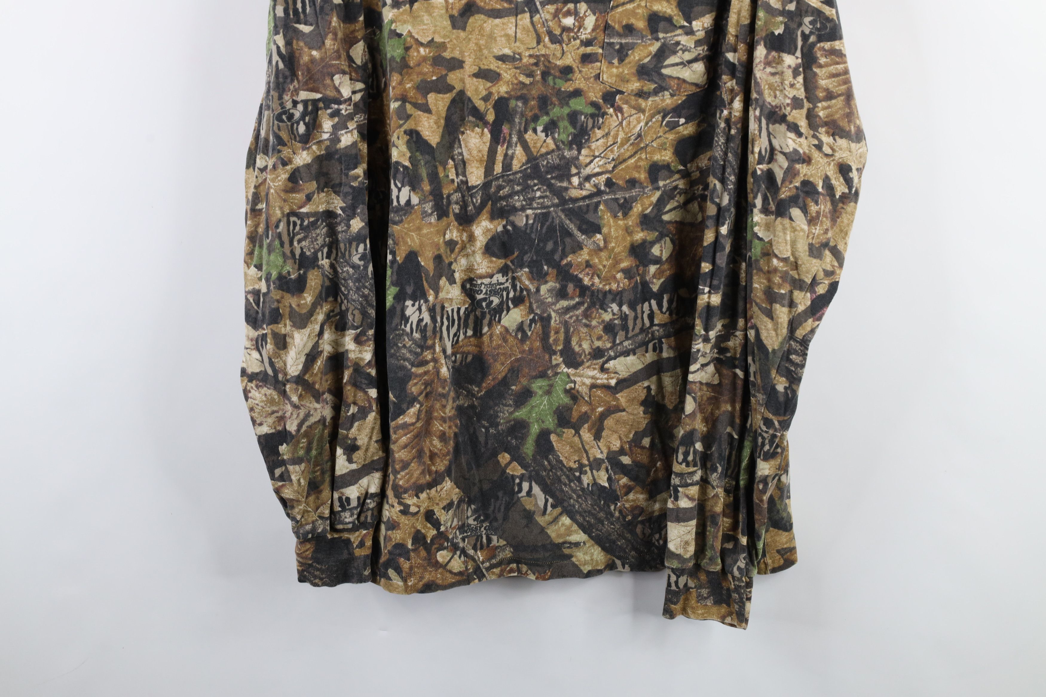 Mossy Oaks × Vintage Vintage 90s Mossy Oak Camouflage Long Sleeve Pocket T-Shirt Size US XXL / EU 58 / 5 - 3 Thumbnail