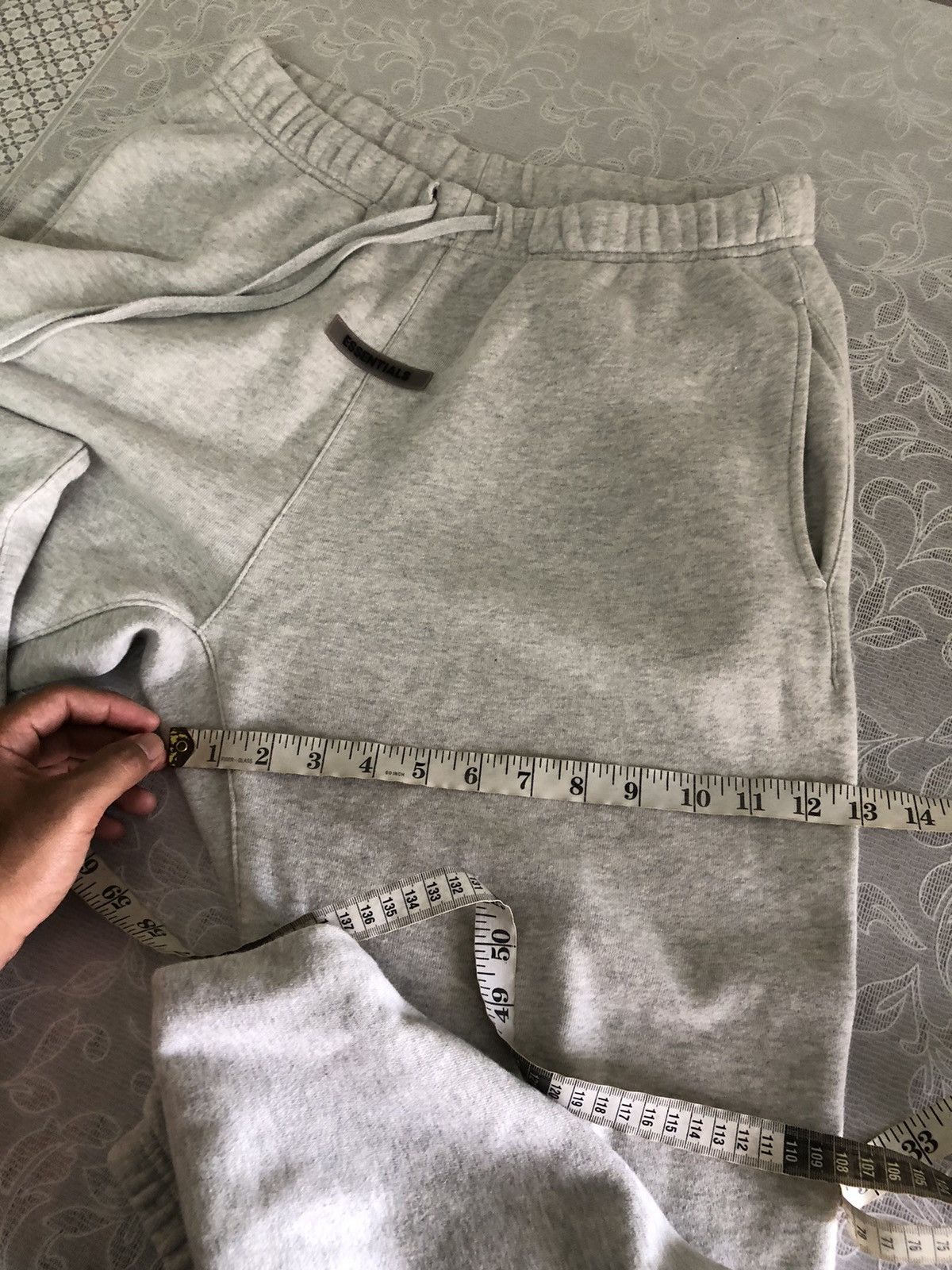 Essentials Essentials x Fear of God Gray Core Sweatpants Size US 33 - 19 Thumbnail