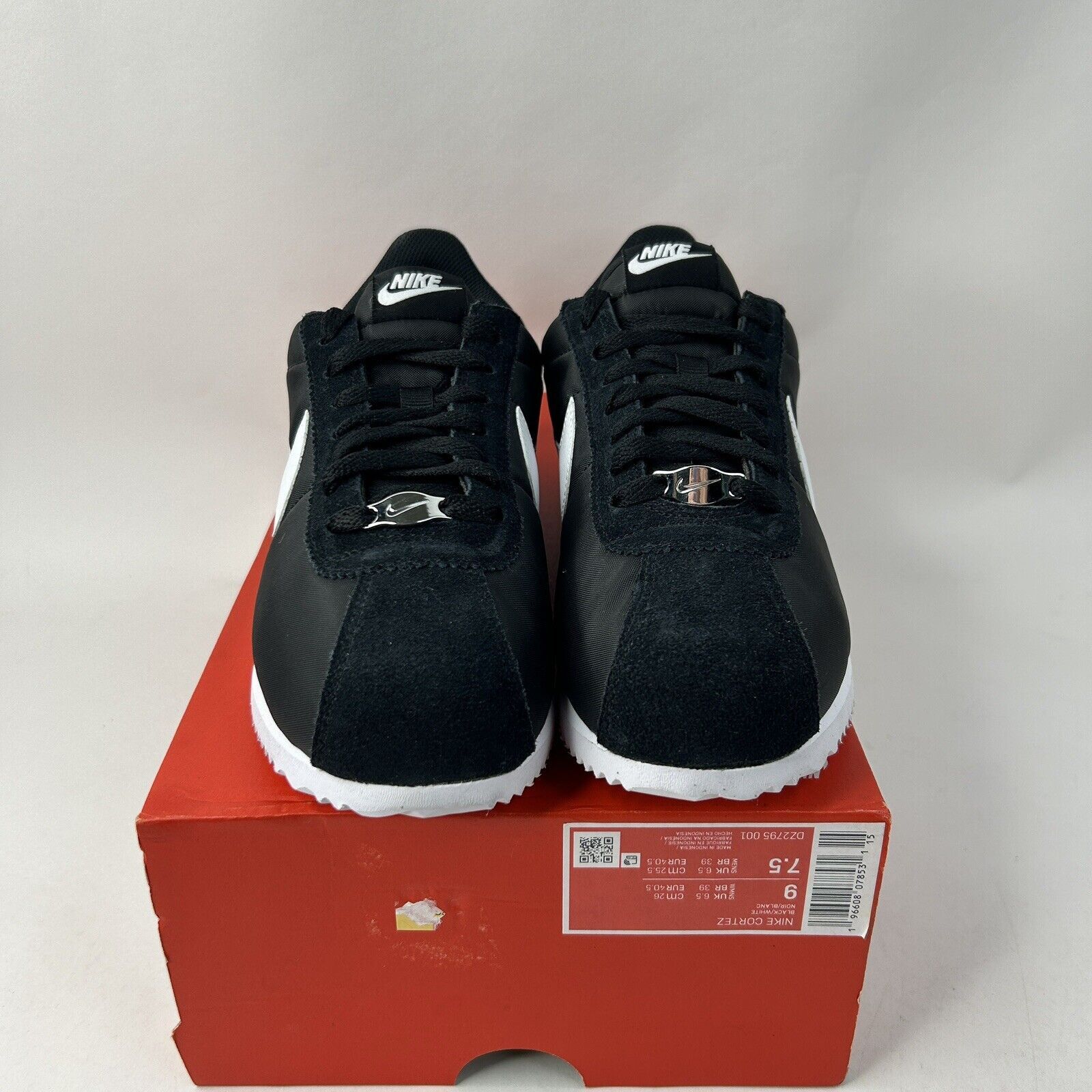 Nike Nike Cortez WMNS Nylon “Black White” 2024 Size US 9 / IT 39 - 2 Thumbnail