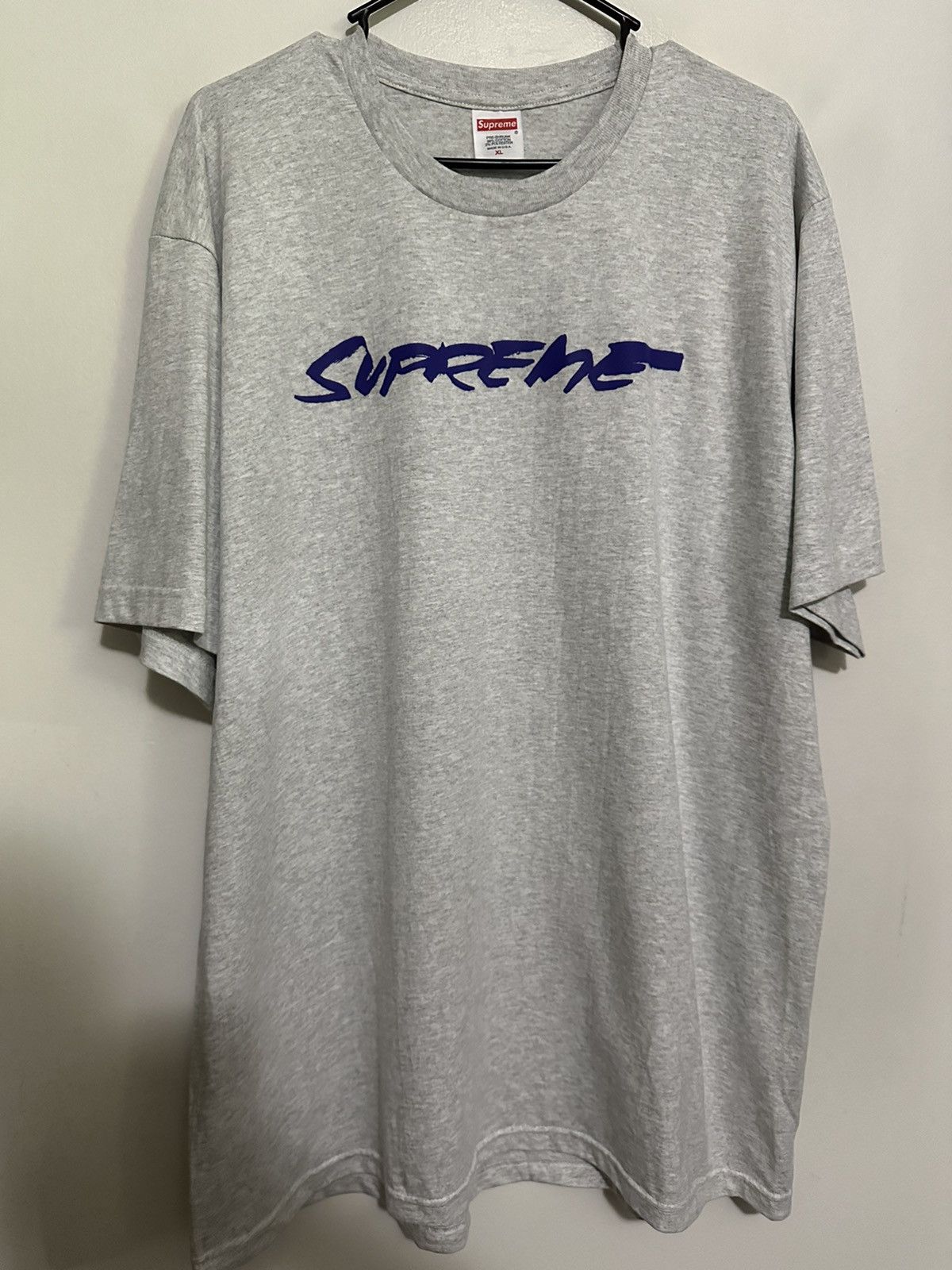 Supreme Supreme Futura Logo Tee Size US XL / EU 56 / 4 - 1 Thumbnail