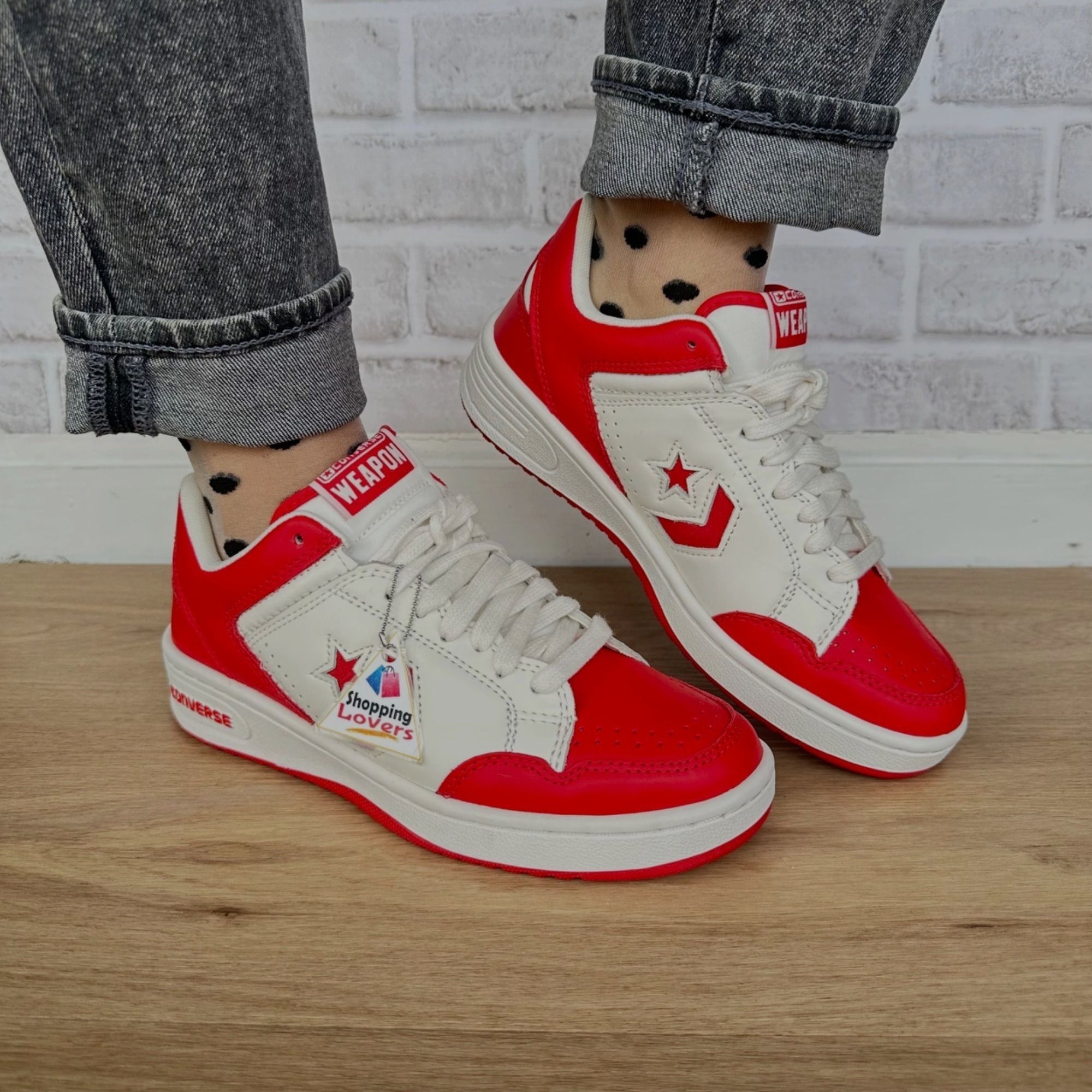Converse Converse Weapon Low Red White 10 Womens Shoes Bird Magic Erv Size US 10 / IT 40 - 1 Thumbnail