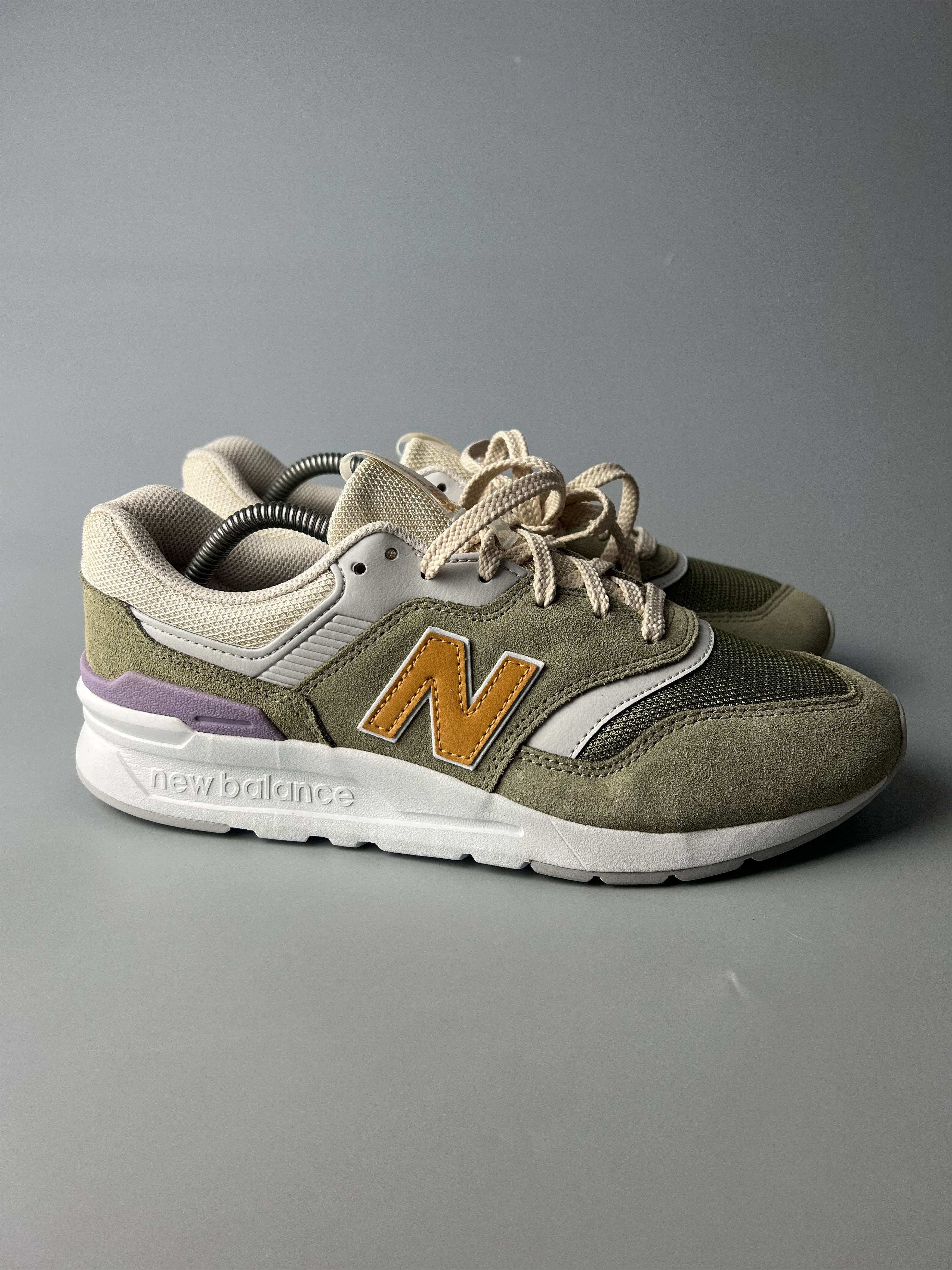 New Balance New Balance 997 Women's Sneakers US9.5 Size US 9.5 / IT 39.5 - 1 Thumbnail