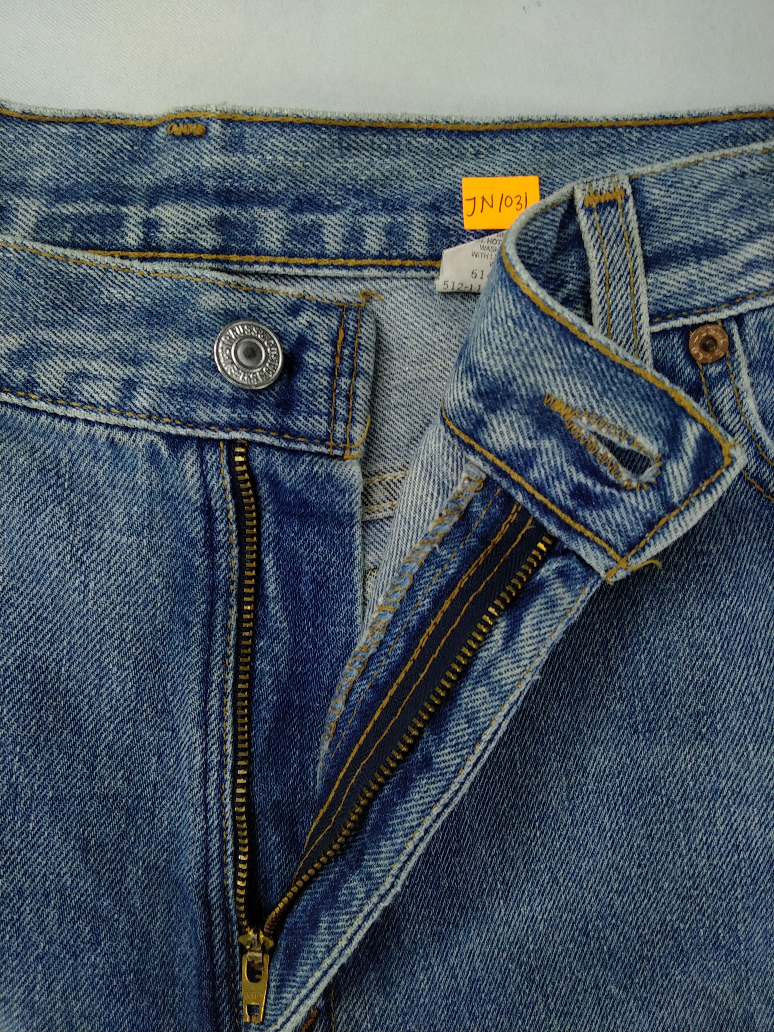 Levi's 90s Faded Blue Vintage Levi's 550 USA 34x29.5 Denim JN1031 Size US 34 / EU 50 - 6 Thumbnail