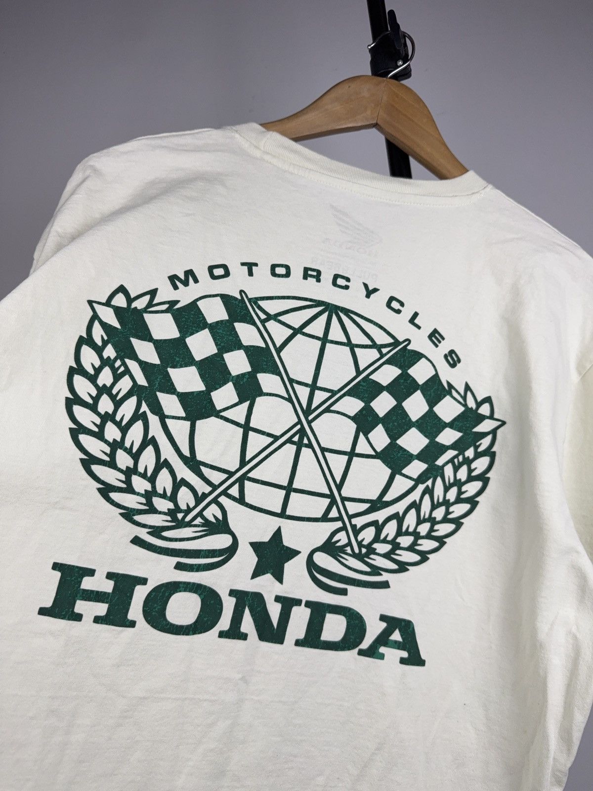 Honda Honda Racing T Shirt Y2K Moto Graphic Pull&Bear blank Tee Size US M / EU 48-50 / 2 - 10 Thumbnail